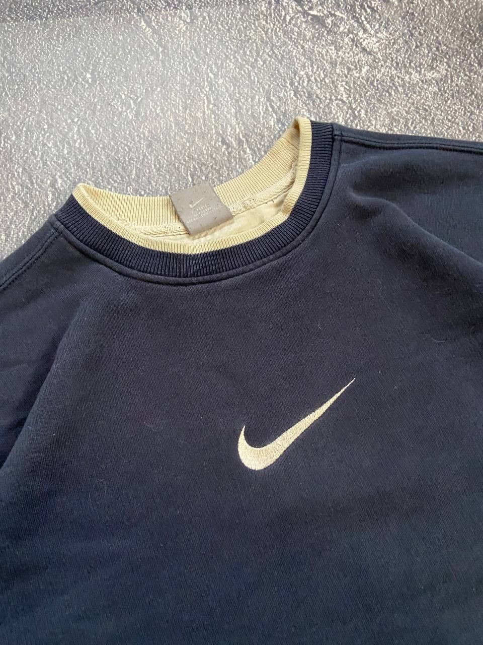 Nike Vintage Nike Y2K distressed sweatshirt Size US L / EU 52-54 / 3 - 2 Thumbnail