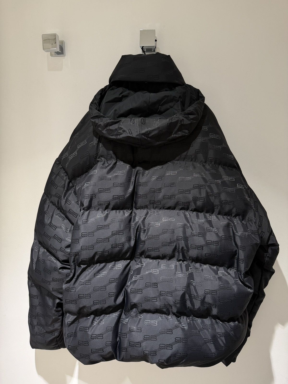 Balenciaga Balenciaga Monogram Puffer Puffer Jacket Size US XL / EU 56 / 4 - 2 Thumbnail