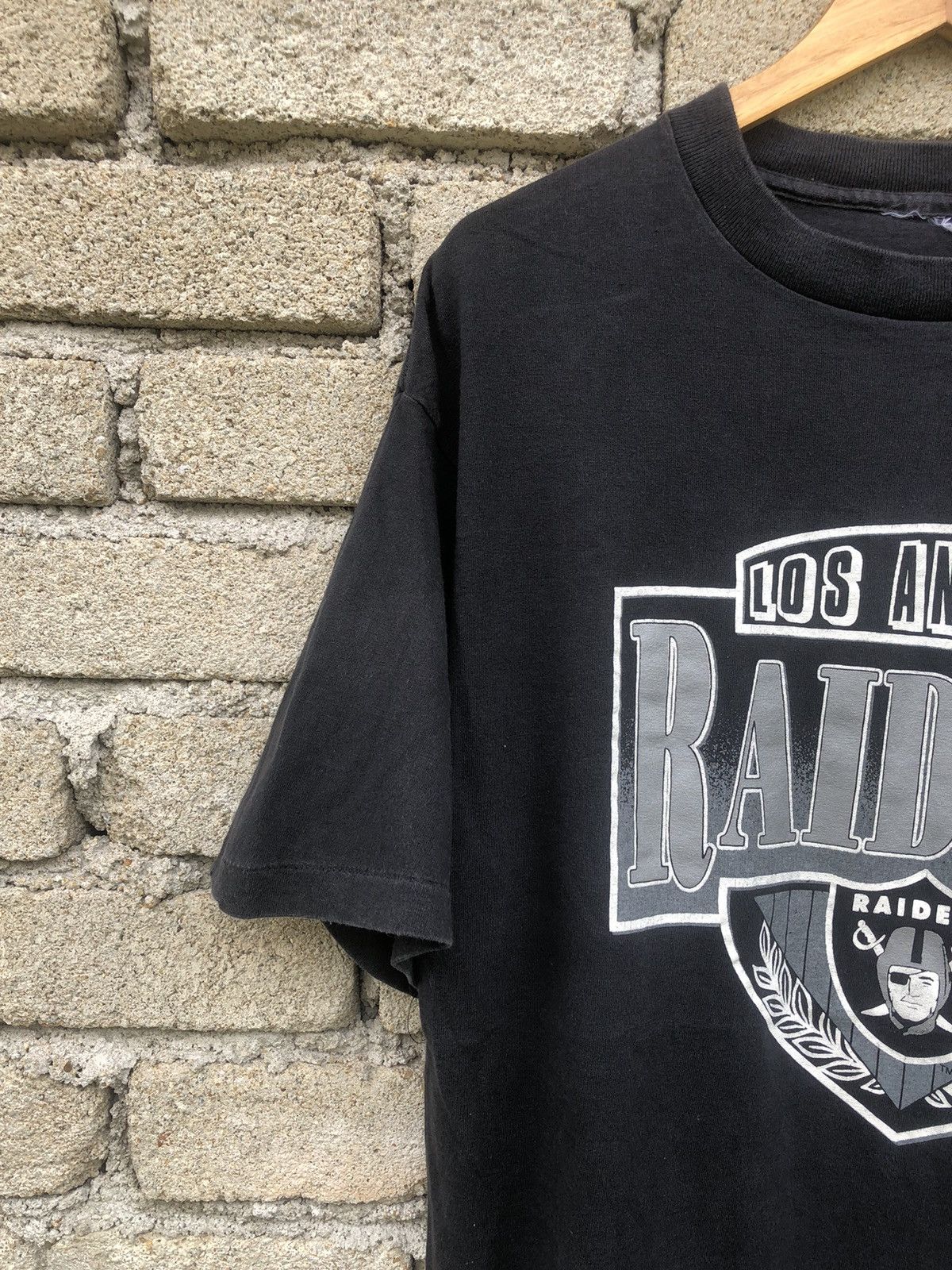 Vintage Vintage 80s NFL Los Angeles Raiders By Trench Tee Size US L / EU 52-54 / 3 - 6 Thumbnail