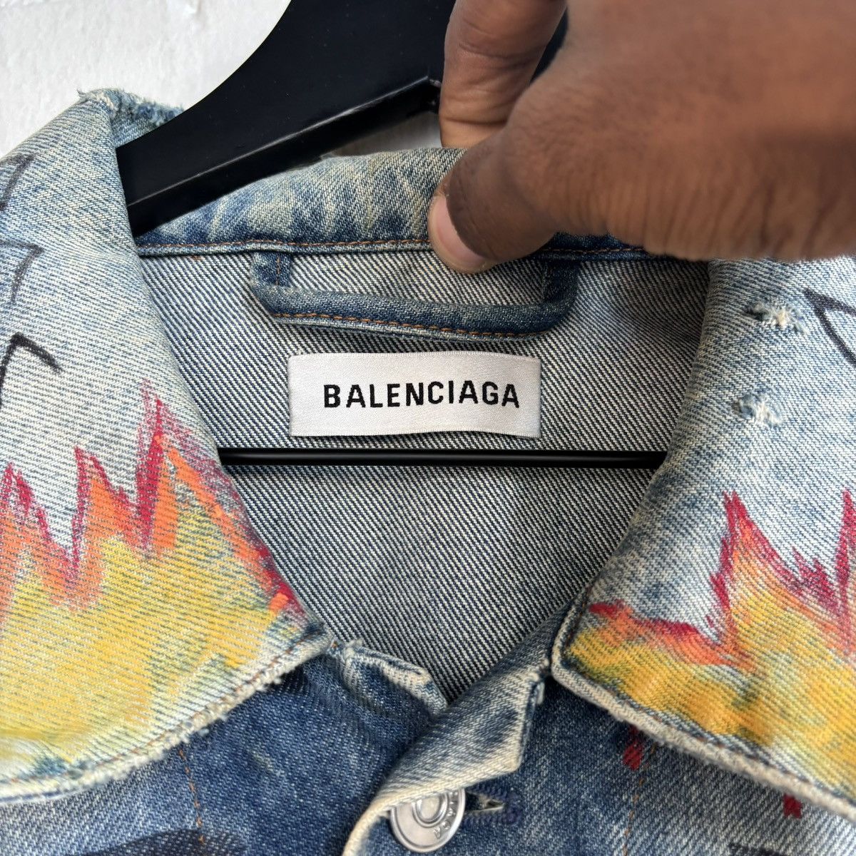 Balenciaga Balenciaga Oversized Graffiti Denim Jacket Size US S / EU 44-46 / 1 - 5 Thumbnail