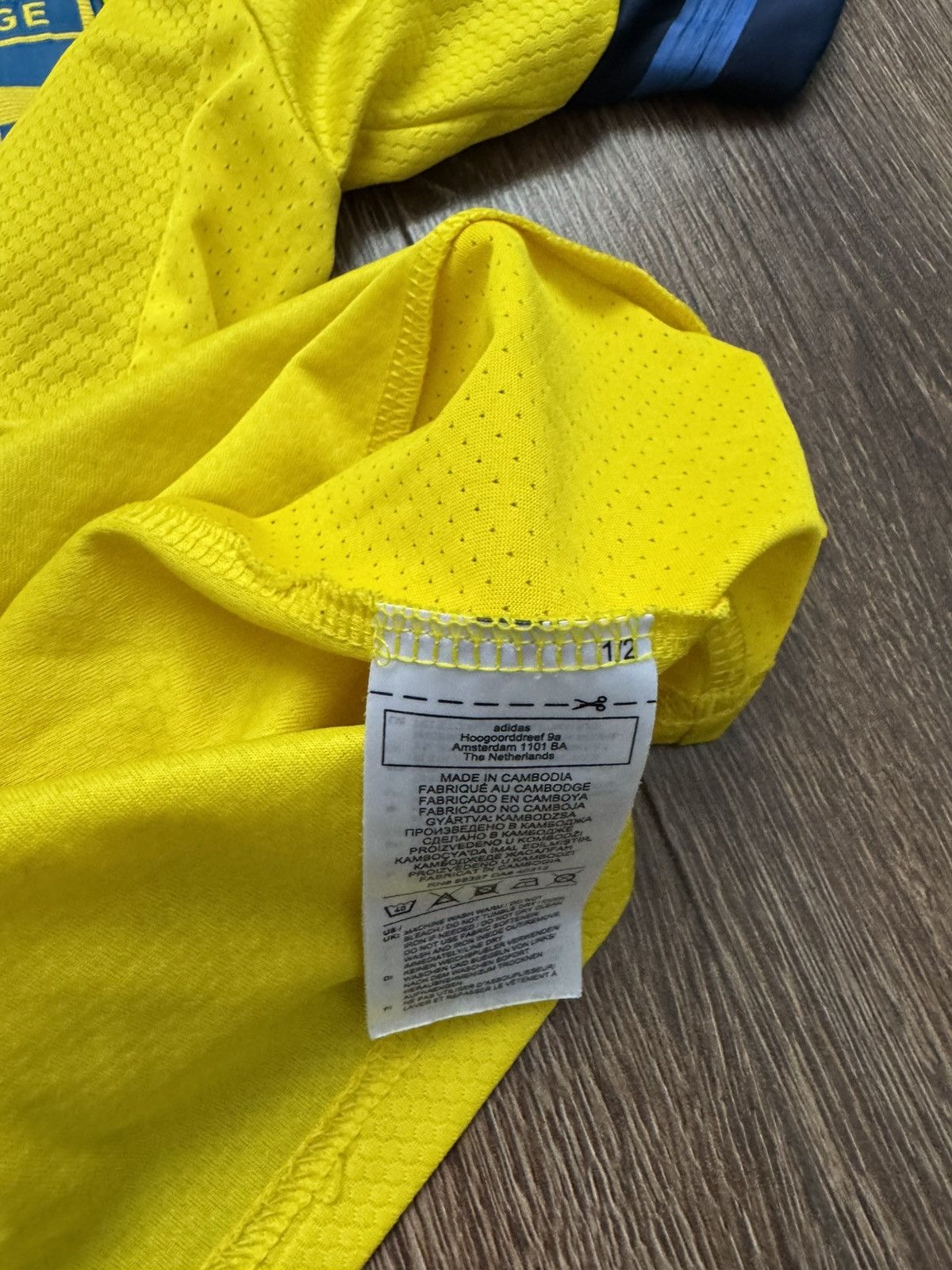 Adidas SWEDEN NATIONAL TEAM 2020-21 HOME SHIRT ADIDAS JERSEY SOCCER SIZE XS Size US XS / EU 42 / 0 - 7 Thumbnail