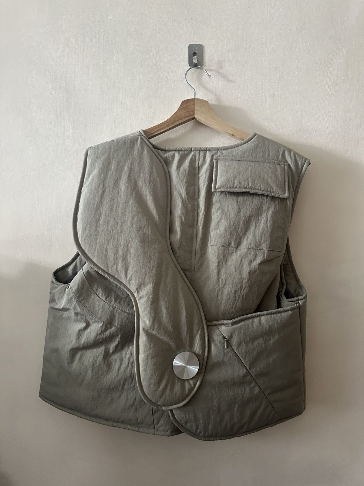 CMMAWEAR CMMAWEAR SS23 polaris vest in beige Size US L / EU 52-54 / 3 - 4 Thumbnail
