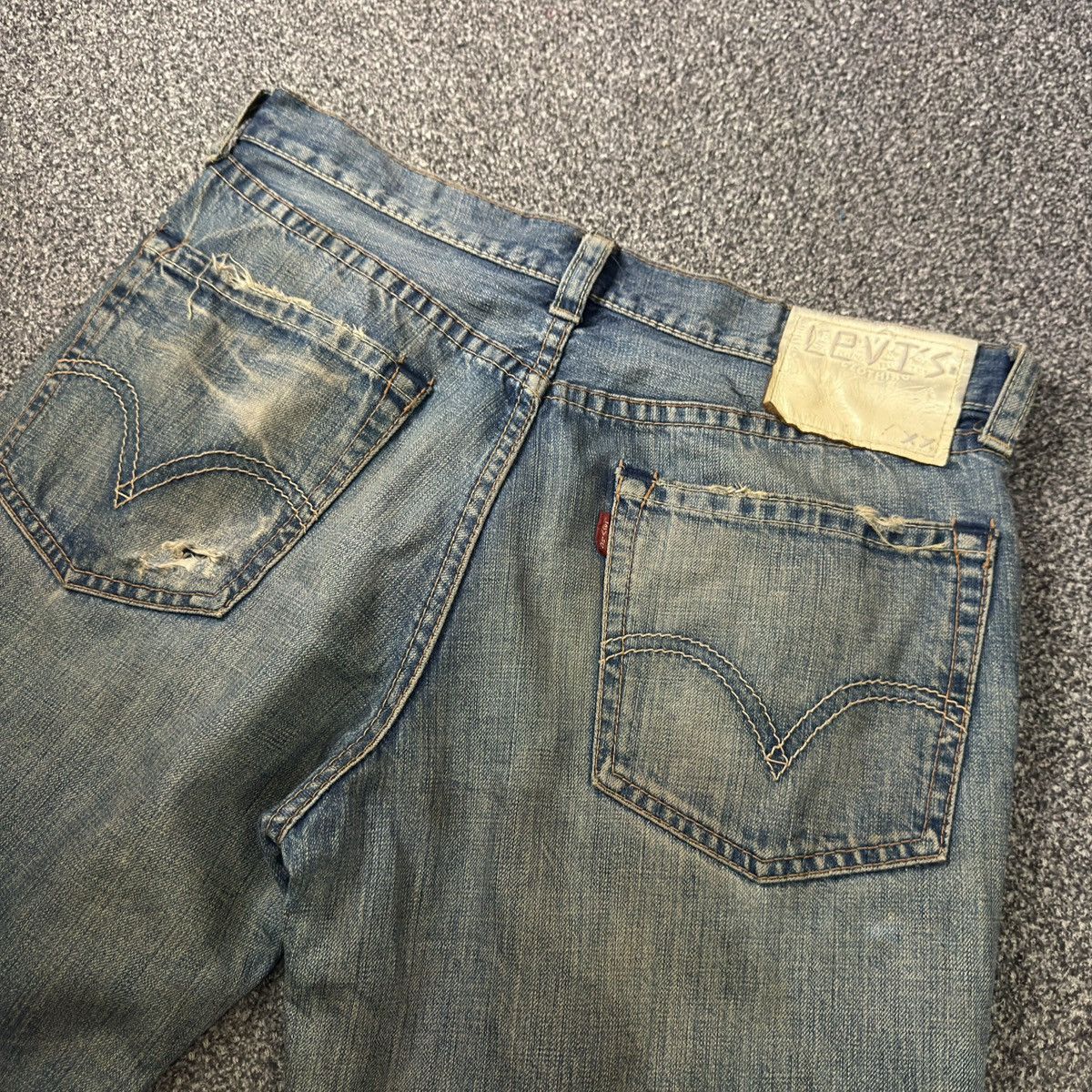 Levi's Vintage 2005 Levis S502 Destroyed Grunge Jeans W34 Size US 34 / EU 50 - 9 Thumbnail