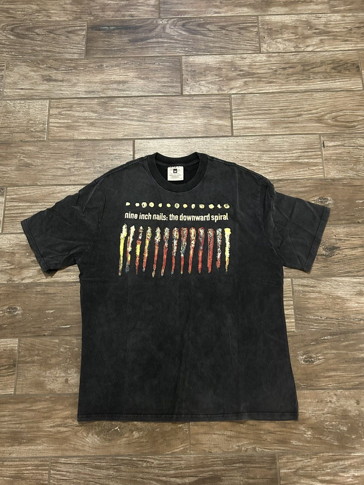 Band Tees Nine Inch Nails graphic TSHIRT | Grailed