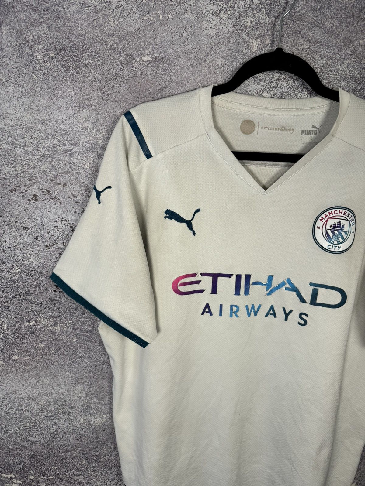 Puma × Vintage Manchester City 2021/22 Away Puma Soccer Jersey XL size Size US XL / EU 56 / 4 - 3 Thumbnail