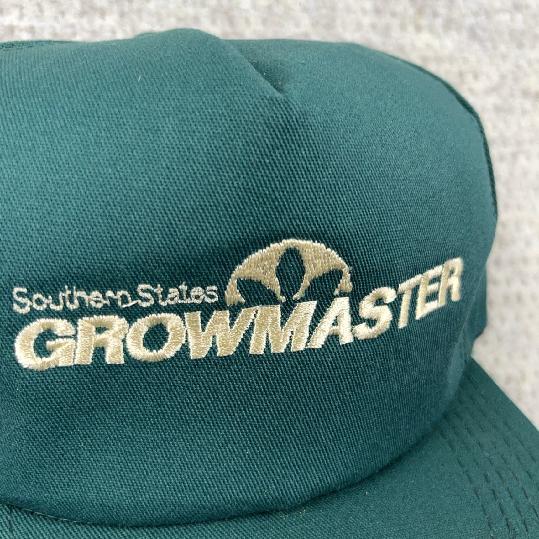 Vintage VINTAGE Southern States Trucker Hat Cap Snapback USA Grow Master Seed Farm 80s 90s Green Mens One Size Adjustable Twill Cotton Hoodie? Size ONE SIZE - 2 Thumbnail