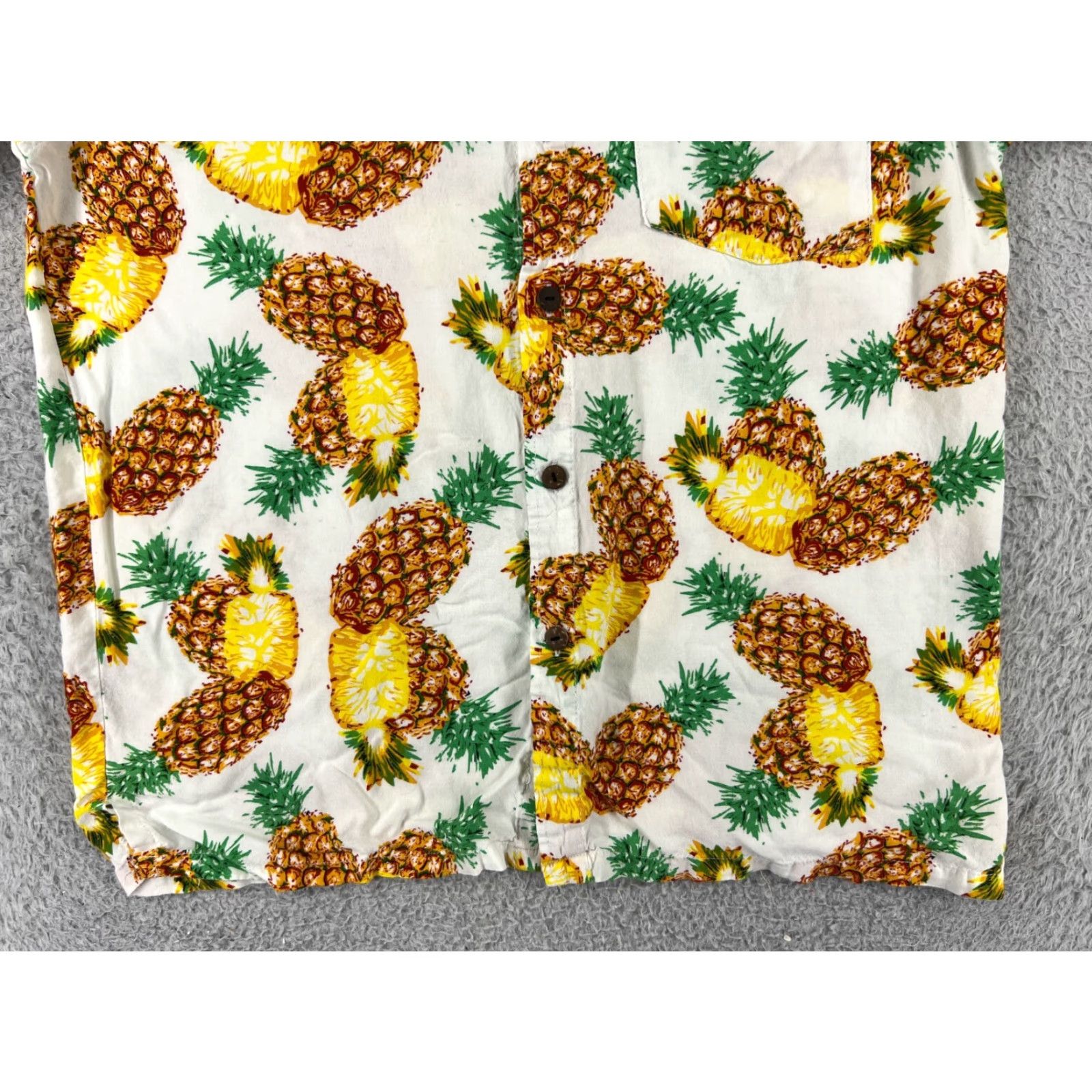 Vintage VINTAGE Hawiian Shirt Mens Small White Pineapple All Over Print Button Up 100% Cotton Size US S / EU 44-46 / 1 - 7 Thumbnail