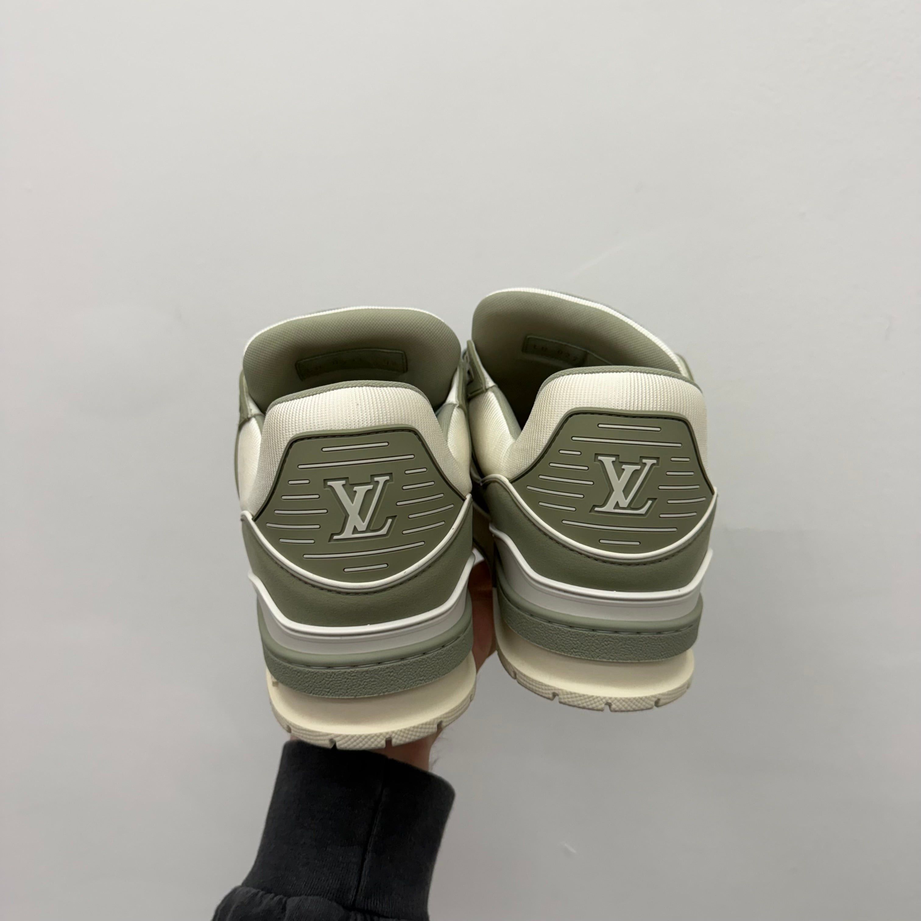 Louis Vuitton Louis Vuitton Trainer Sneakers Green Clay Gray - LV 9.5 Size US 11 / EU 44 - 4 Thumbnail
