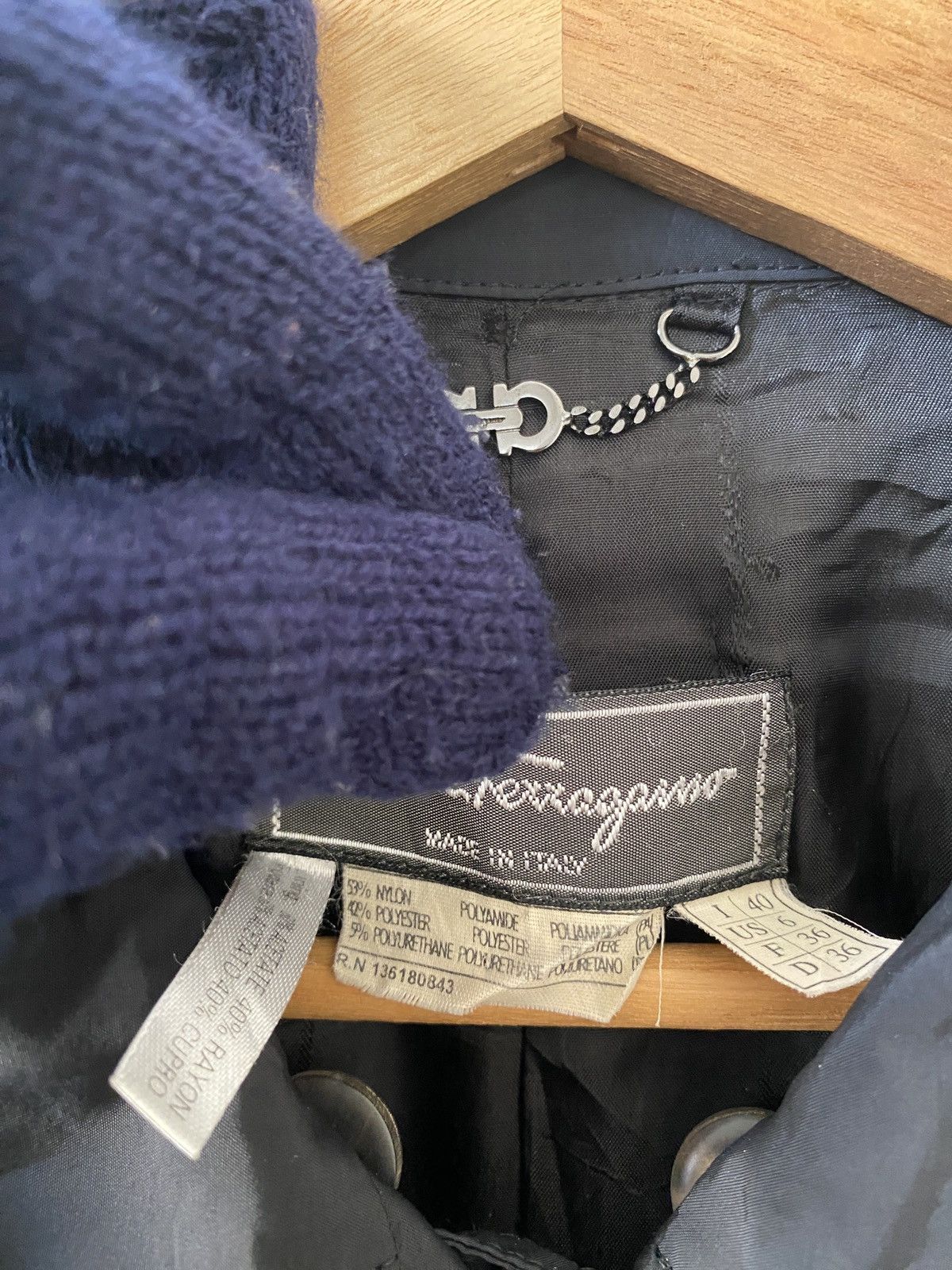 Salvatore Ferragamo × Vintage Vintage Salvatore Ferragamo Nylon Long Jacket Size US M / EU 48-50 / 2 - 10 Thumbnail