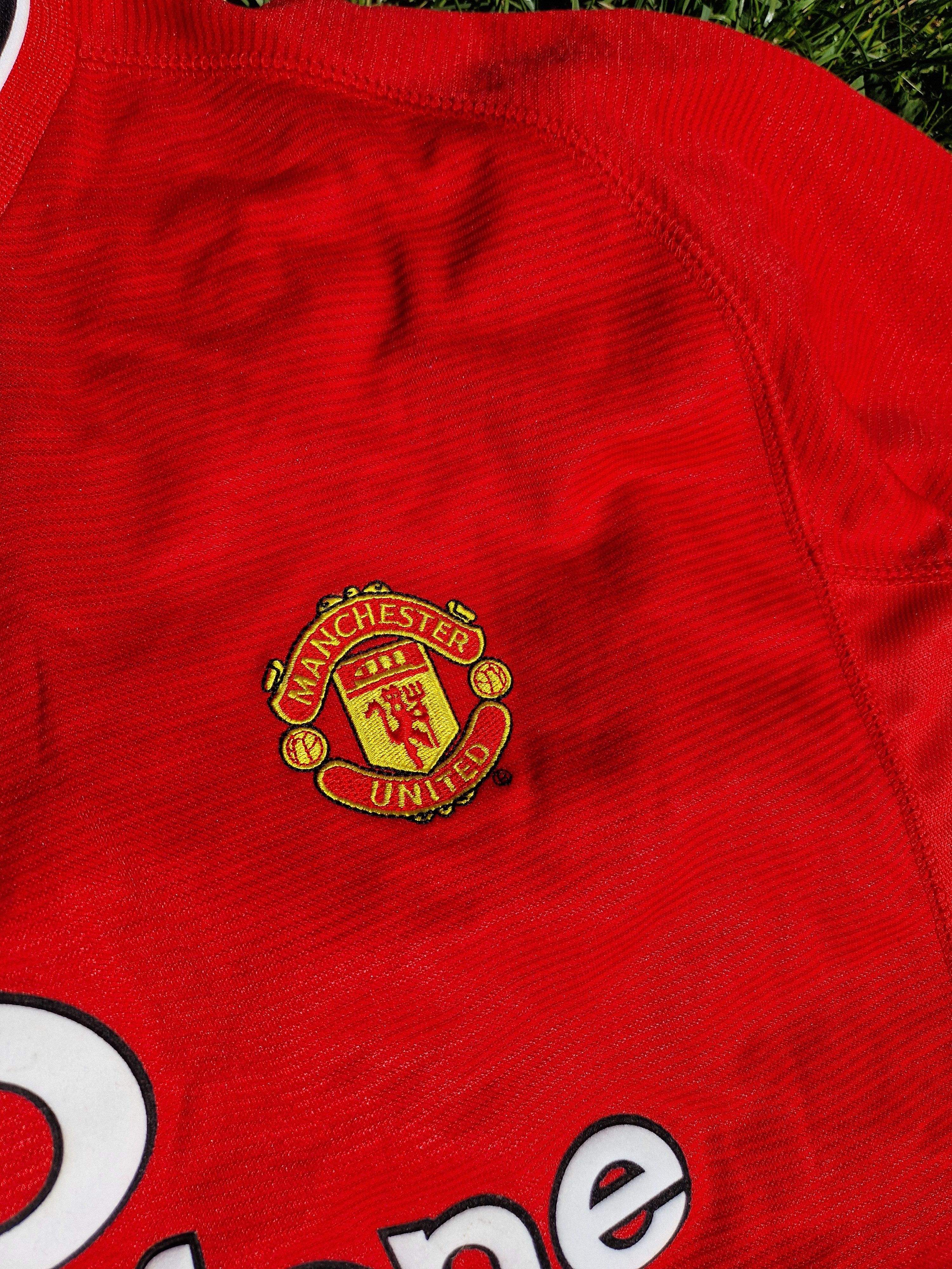 Umbro Manchester United 2000–02 Home Jersey Umbro Vodafone Size US XL / EU 56 / 4 - 7 Thumbnail