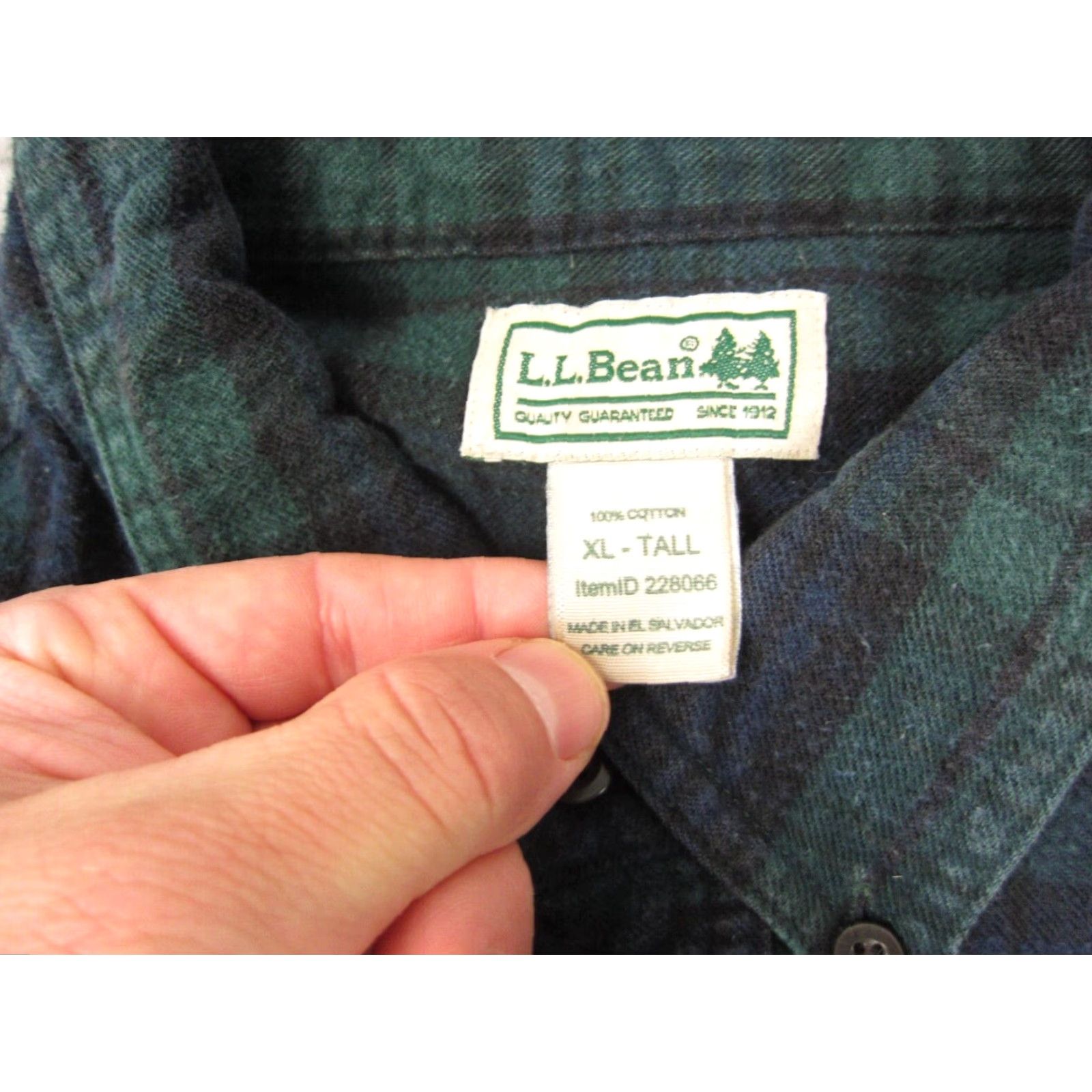 Vintage VINTAGE L.L.Bean Shirt Mens XLT Blue Black Watch Plaid Tartan Button-Up 100% Cotton Flannel Long Sleeve Collared Size US XL / EU 56 / 4 - 6 Thumbnail