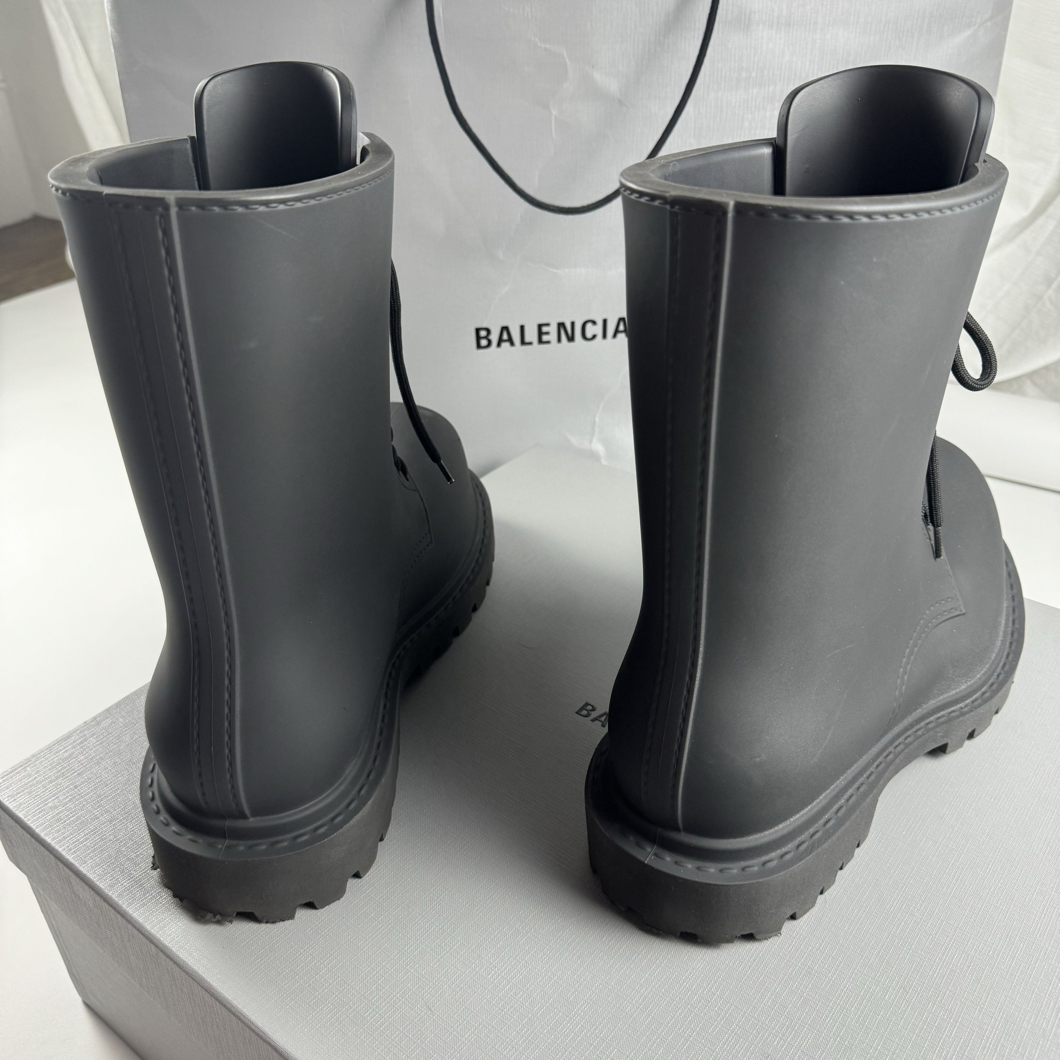 Balenciaga Steroid Boots Size US 11 / EU 44 - 14 Thumbnail