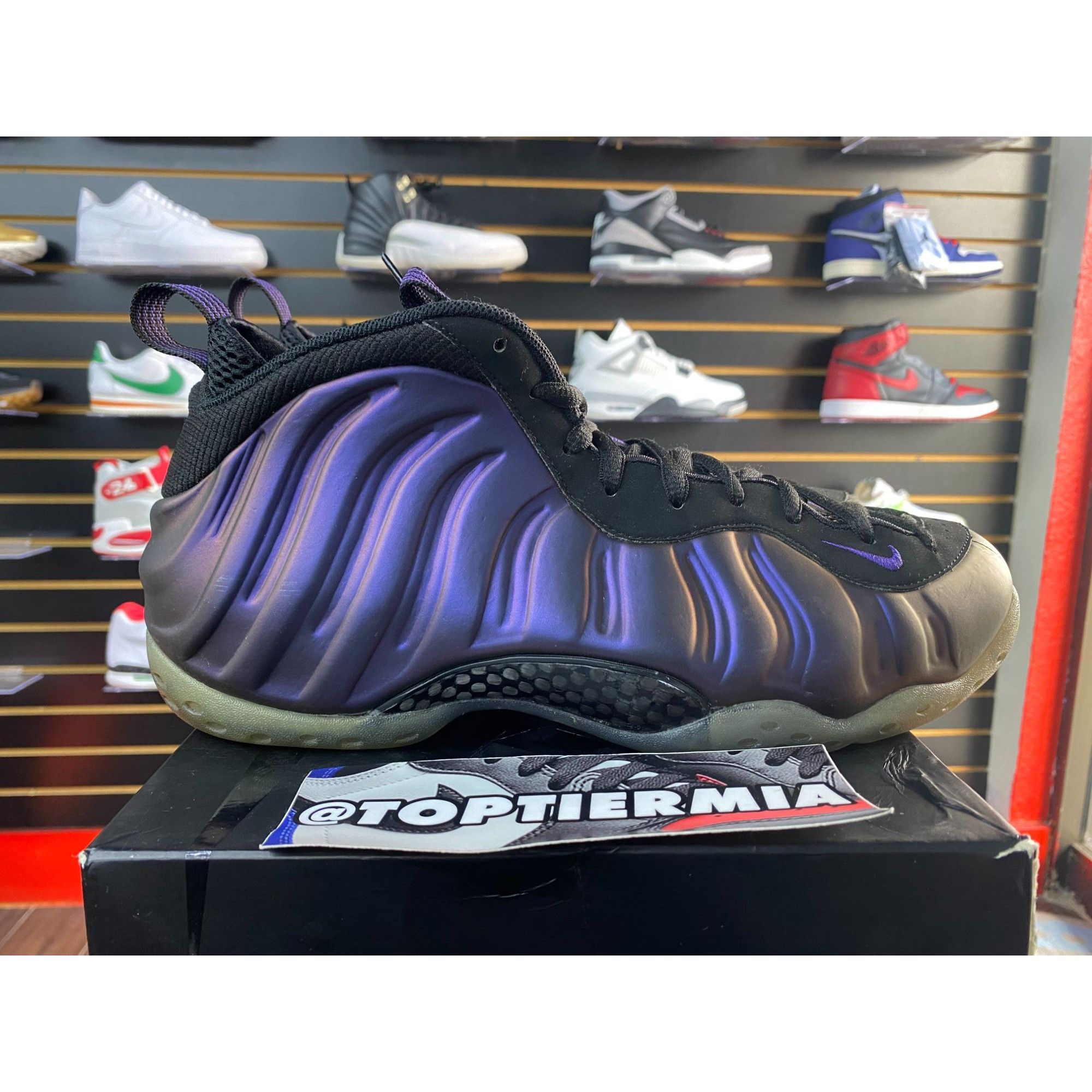 Nike FOAMPOSITE EGGPLANT 2017 SZ 10.5 Size US 10.5 / EU 43-44 - 3 Thumbnail
