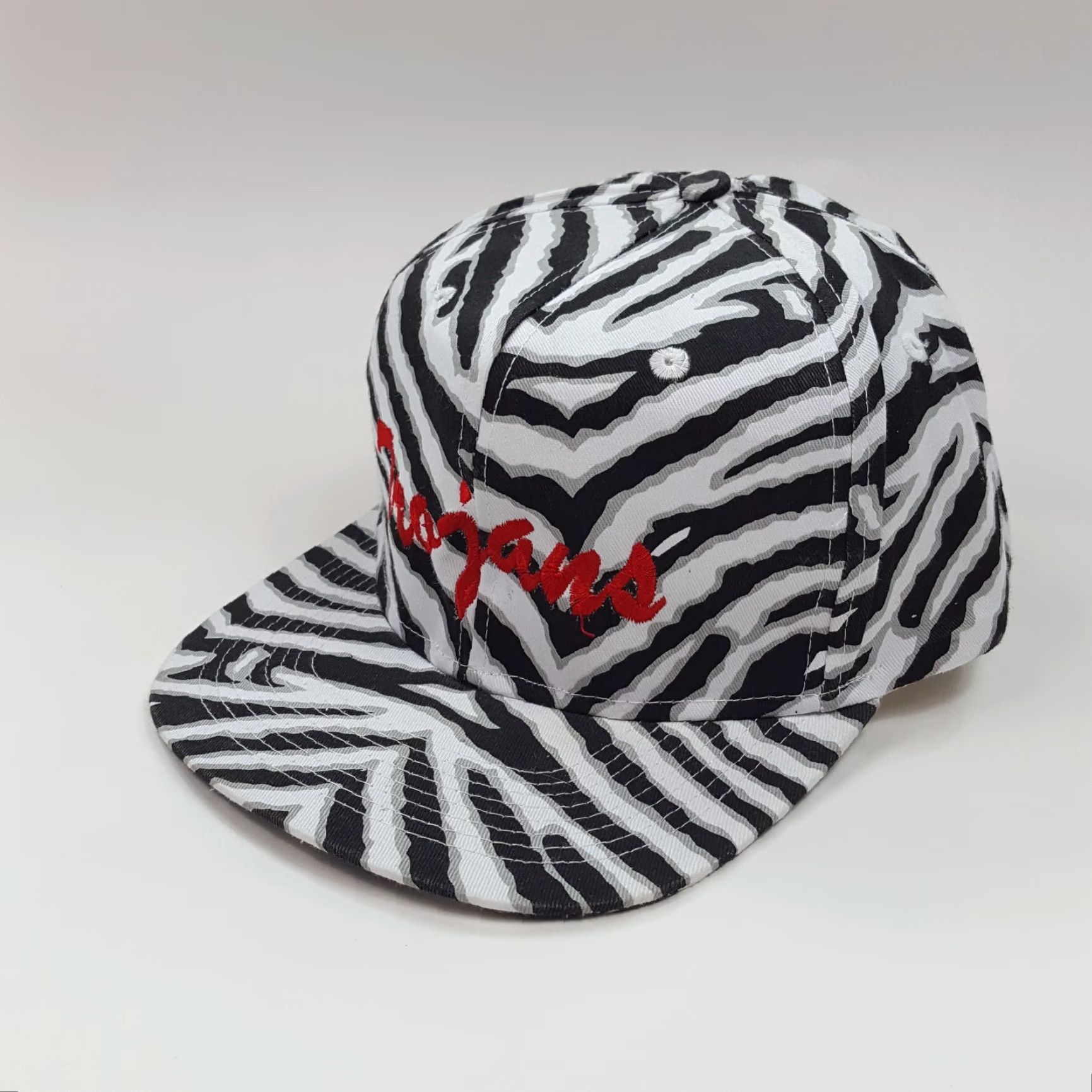 NCAA VINTAGE 90s USC Trojans Zebra Striped Snapback Baseball Cap Adjustable Black NCAA Mens Size ONE SIZE - 3 Thumbnail