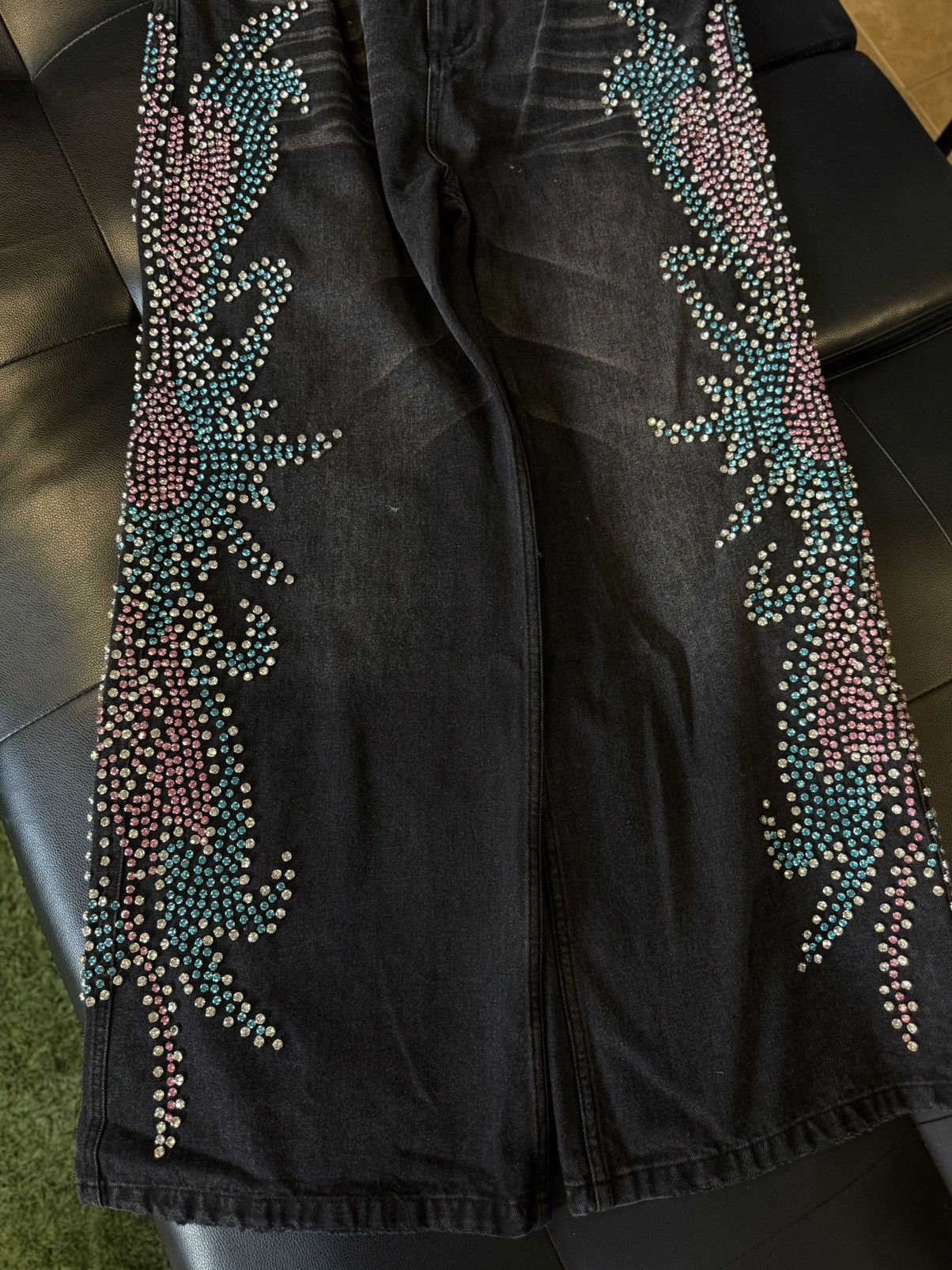 Vale Valley Stone Crystal Rhinestone Baggy Black Jeans Size 30 Size US 30 / EU 46 - 2 Thumbnail