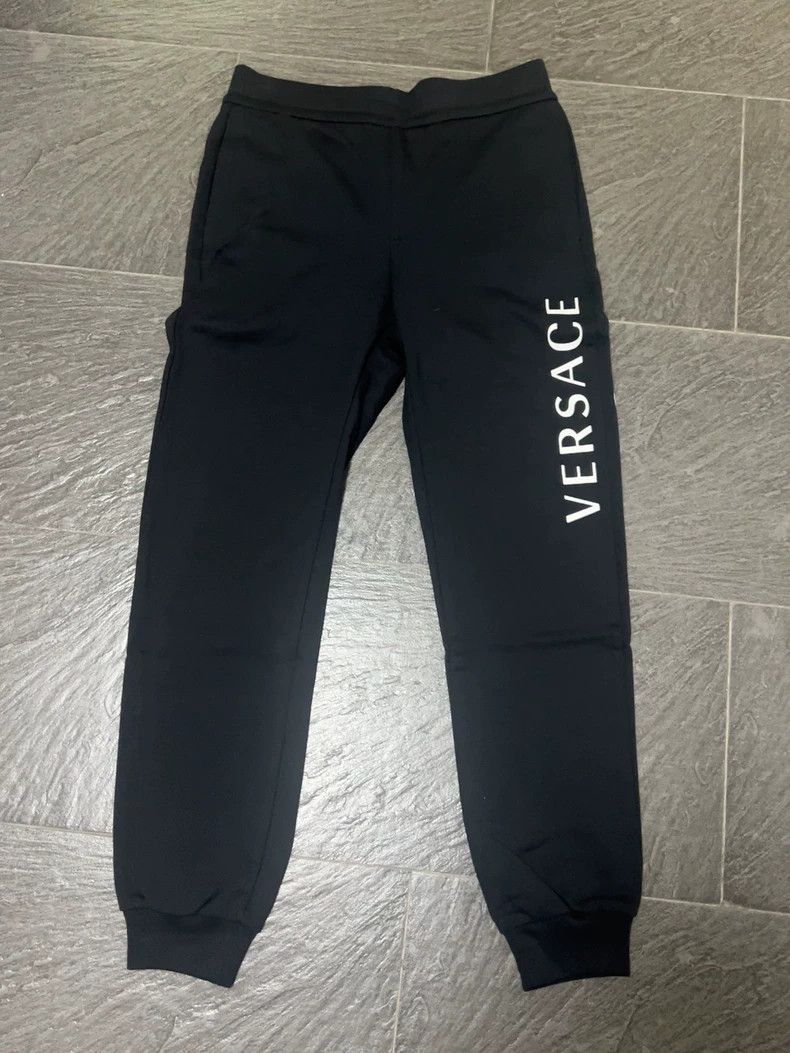 Versace Versace Side letter logo sports sweatpants Size US 40 / EU 56 - 1 Thumbnail