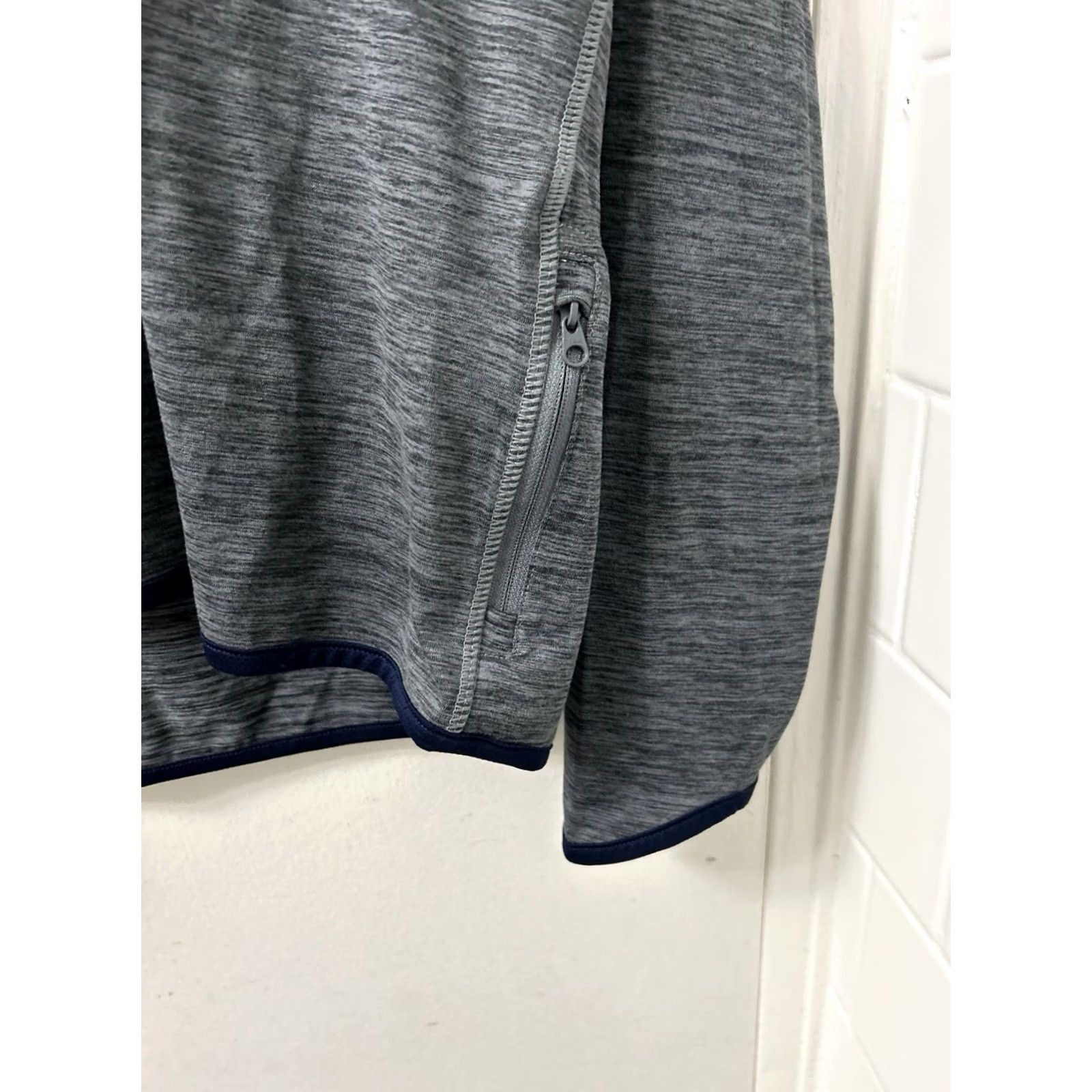 New Balance New Balance NB Dry 1/4 Zip Mens M Gray Navy Pullover L/S Pockets Logo Zipper Activewear Running Gym Training Size US M / EU 48-50 / 2 - 5 Thumbnail