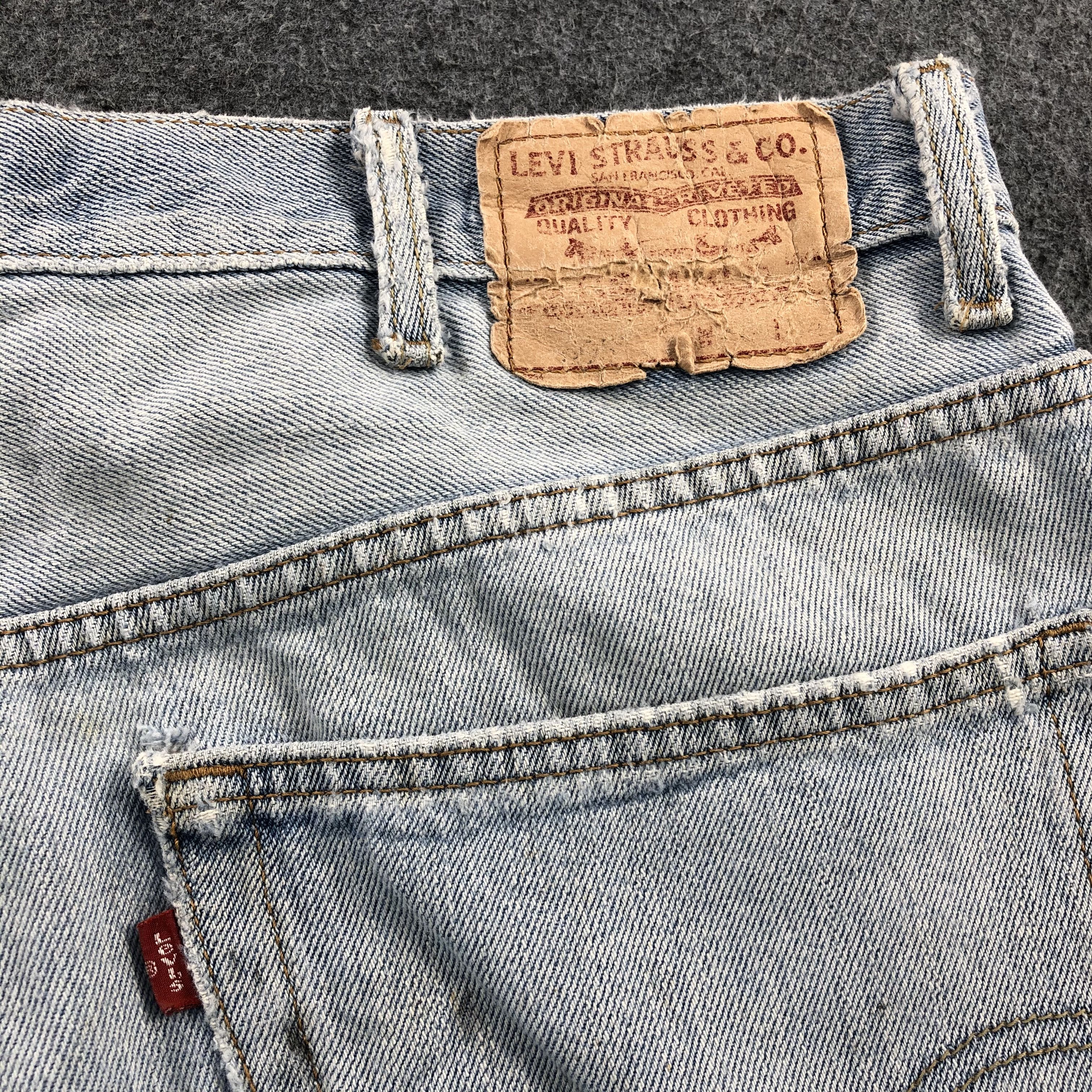 Levi's × Vintage Vintage Light Wash Levis 505 Jeans-JM1218 Size US 38 / EU 54 - 6 Thumbnail