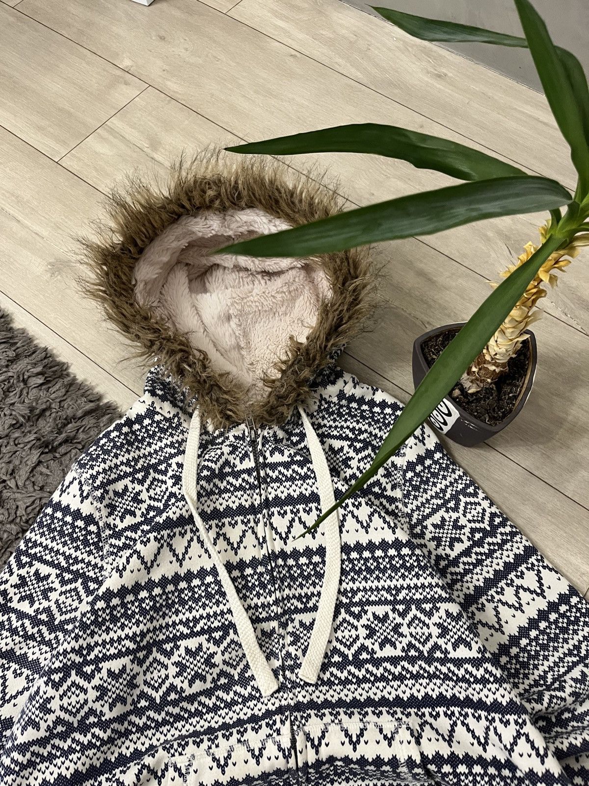 Other 🔥CRAZY LGB If Six Was Nine Style Faux Fur Zip Hoodie Jacket Size US M / EU 48-50 / 2 - 11 Thumbnail