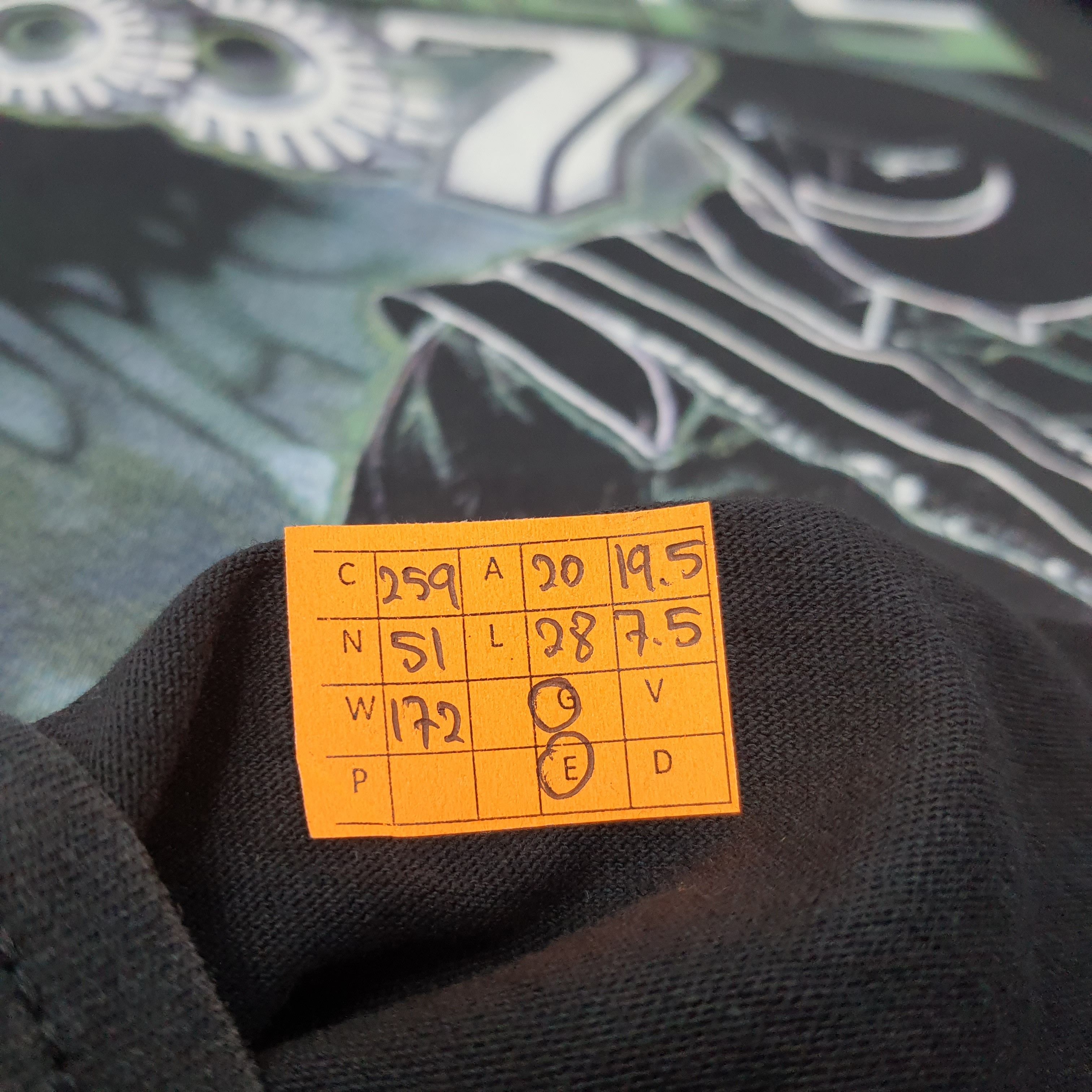 Vintage Vintage The Cavaliers 007 Drum Corps Tshirt C259N51 Size US M / EU 48-50 / 2 - 6 Thumbnail