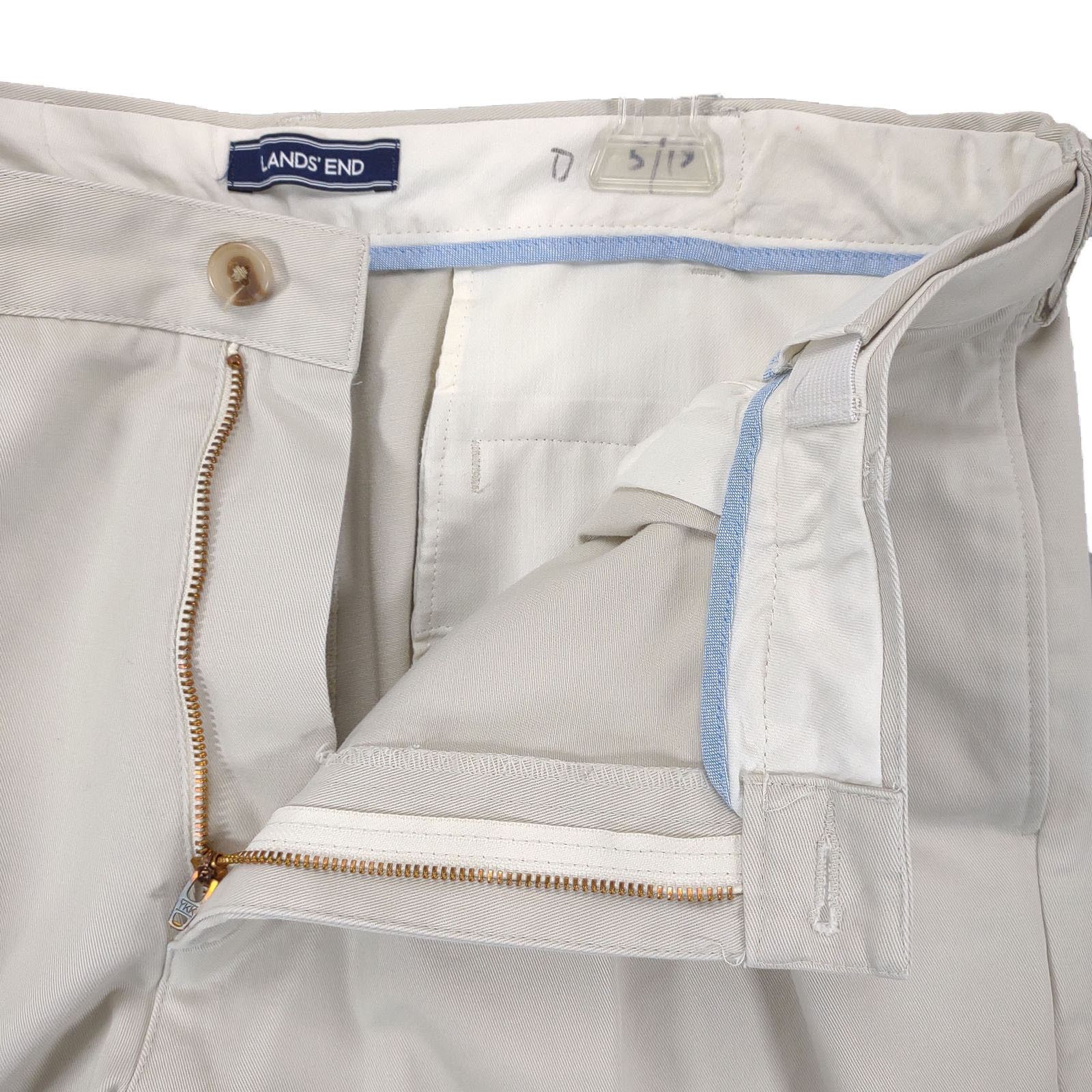 Lands' End Lands' End Traditional Fit Men's Khaki Pleated Chino Shorts Size US 36 / EU 52 - 3 Thumbnail