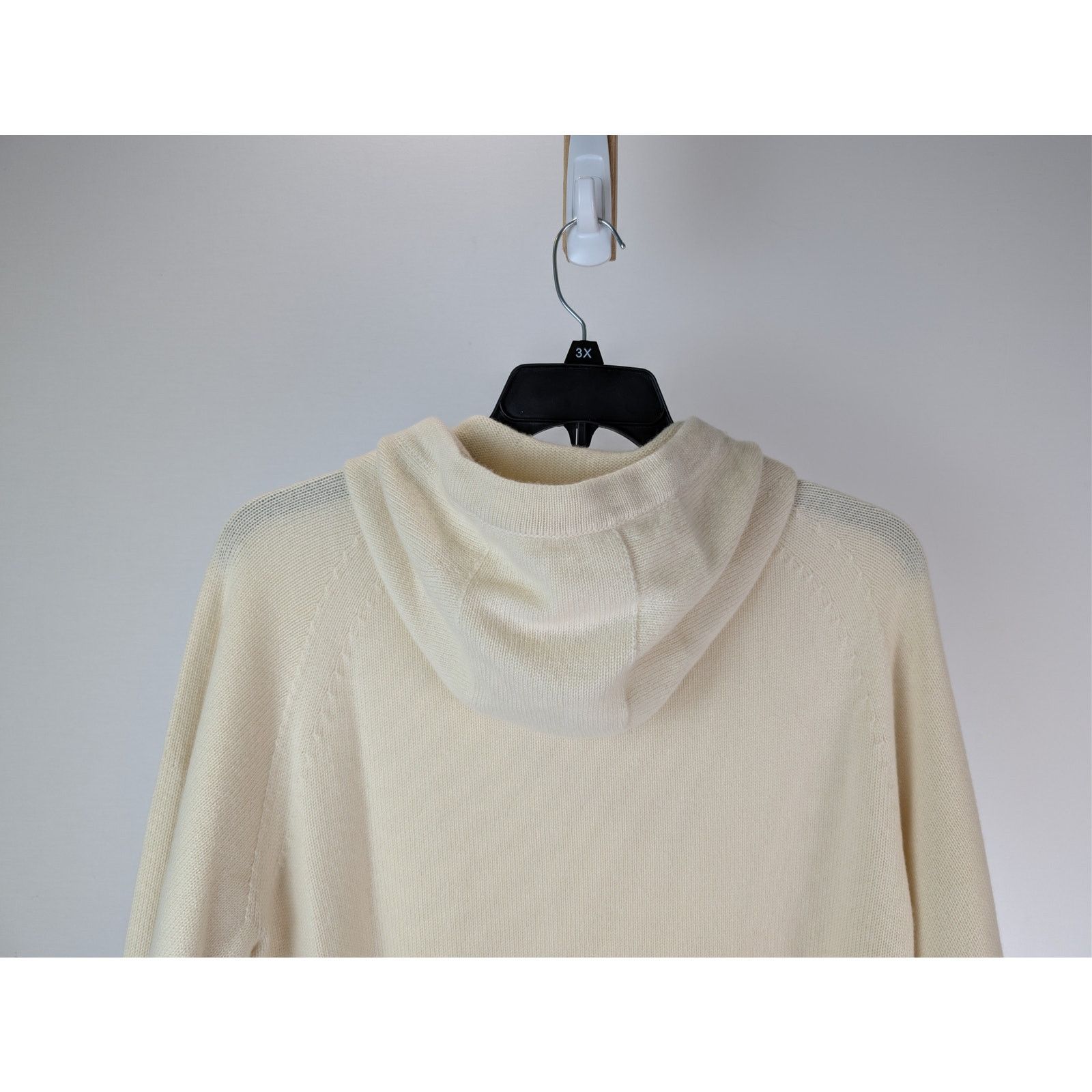 Tom Ford o1rshd1 Knitwear Hoodie in Nat Sld / Beige Size US XXL / EU 58 / 5 - 8 Thumbnail