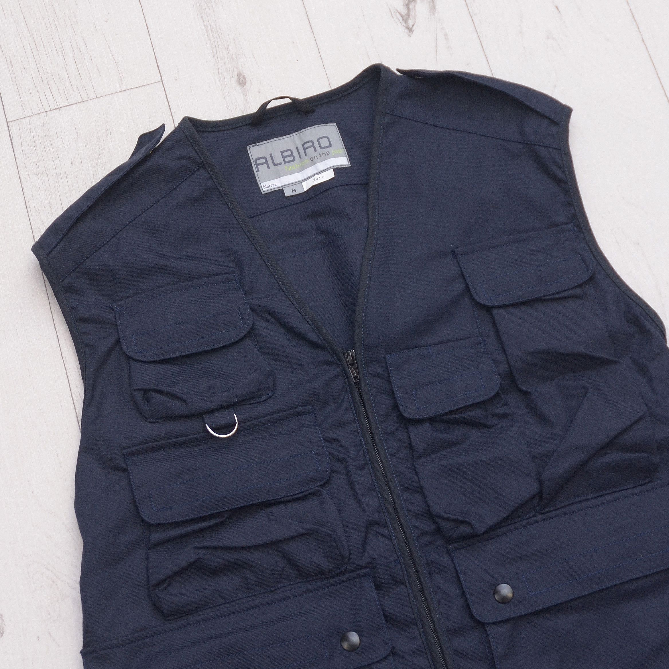 Vintage Multi Pockets Cargo Vest Sleeveless Jacket Work sz M Y2K Size US M / EU 48-50 / 2 - 2 Thumbnail