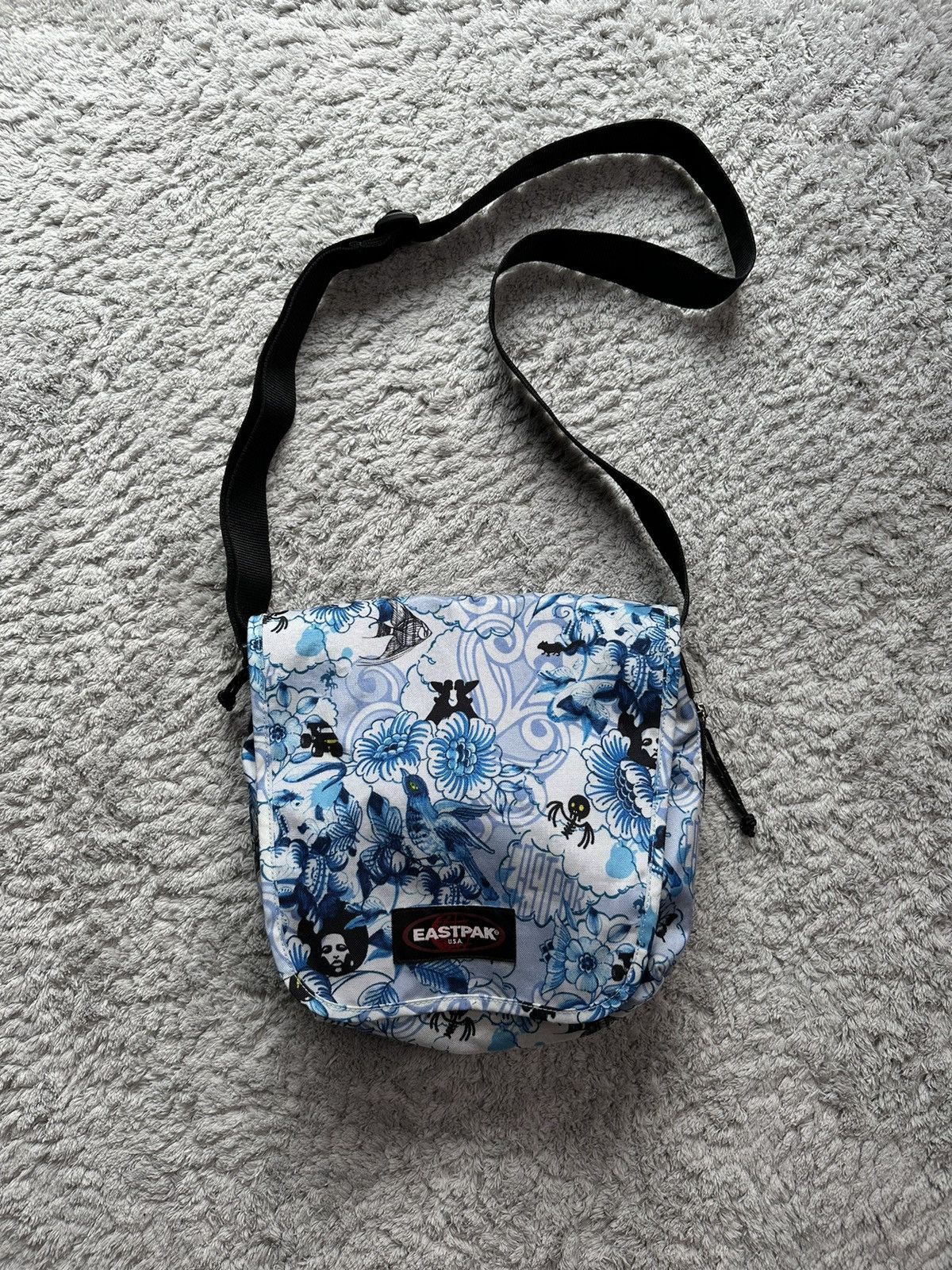 vintage EASTPAK messenger bag usa製 vintage EASTPAK messenger bag usa製 Eastpak Messenger Bag