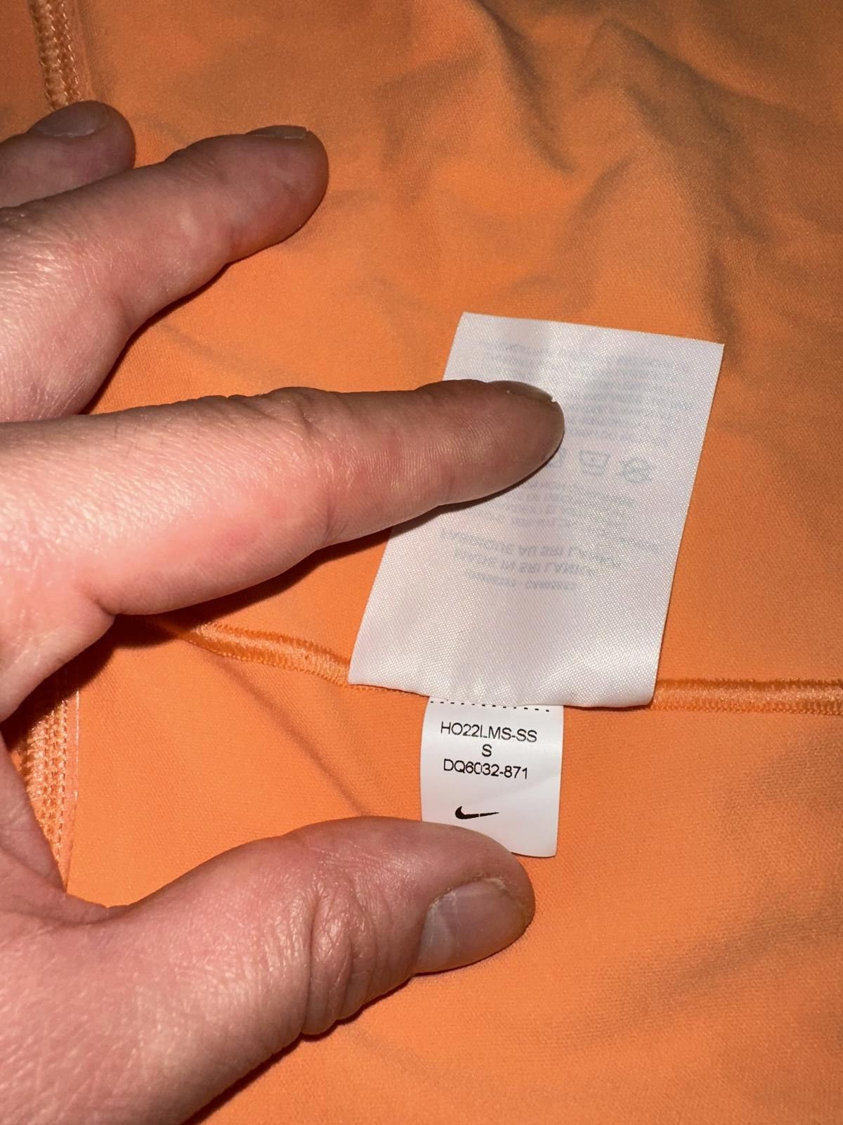 Nike Nike Women’s Yoga Dri-FIT Luxe Orange tee Cropped Tank Top Shirt Sample Size ONE SIZE - 5 Thumbnail