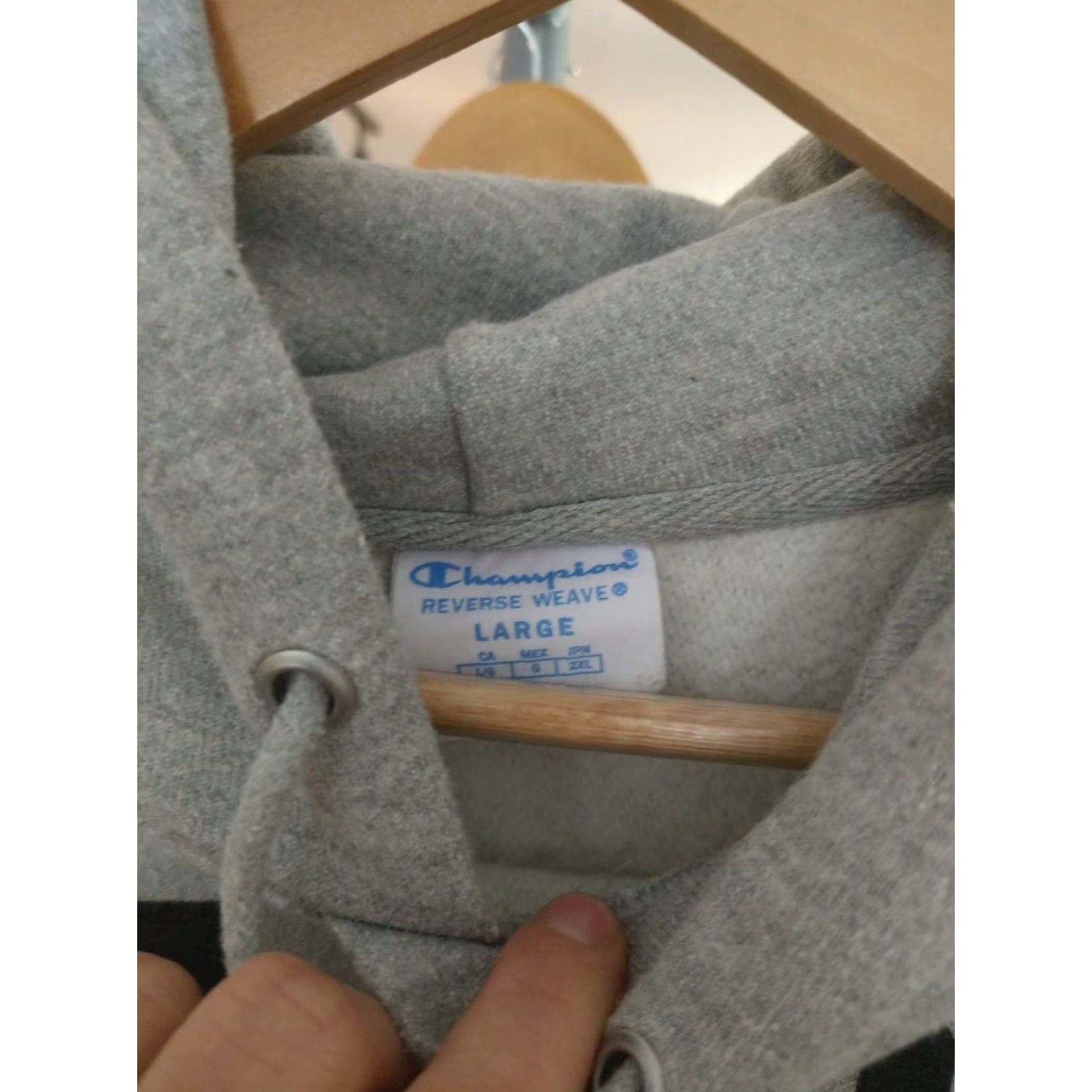 Champion VINTAGE Champion Hoodie Men L White Old Tag Spell Out Pullover Front Pocket Heavy Smoke Free Home Size US L / EU 52-54 / 3 - 2 Thumbnail