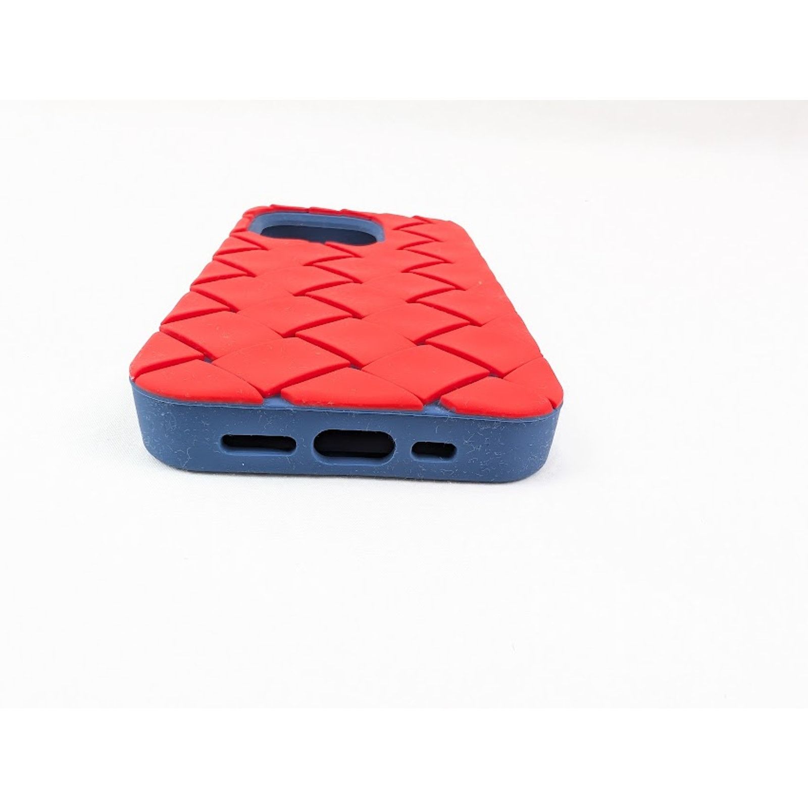 Bottega Veneta o1rshd1 Q:2 / Size: OS / iPhone 14 Pro Case in Red/Blue Size ONE SIZE - 4 Thumbnail