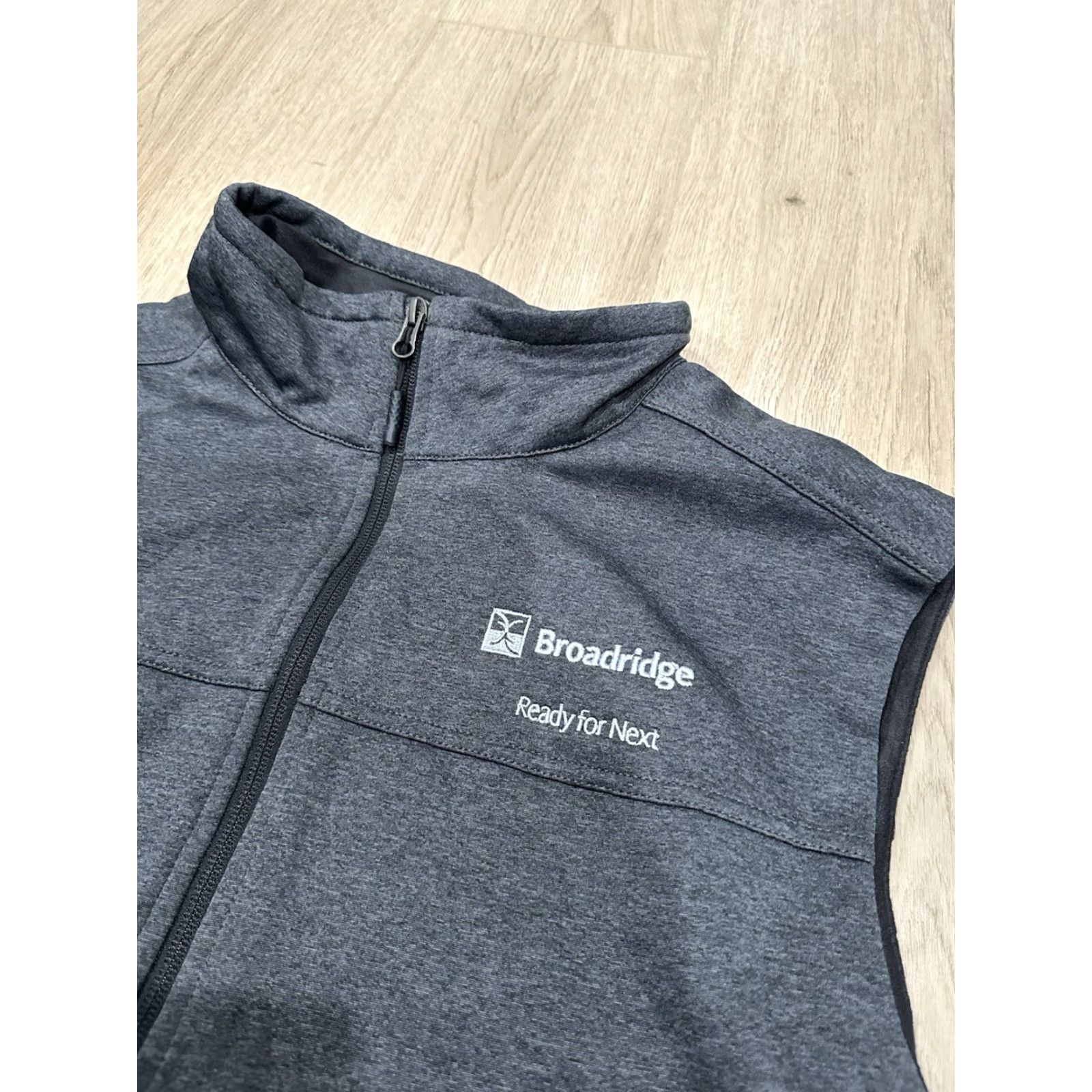The North Face The North Face Ridgeline Vest Mens XL Gray Softshell Zip Embroidered Logo NWT Size US XL / EU 56 / 4 - 4 Thumbnail