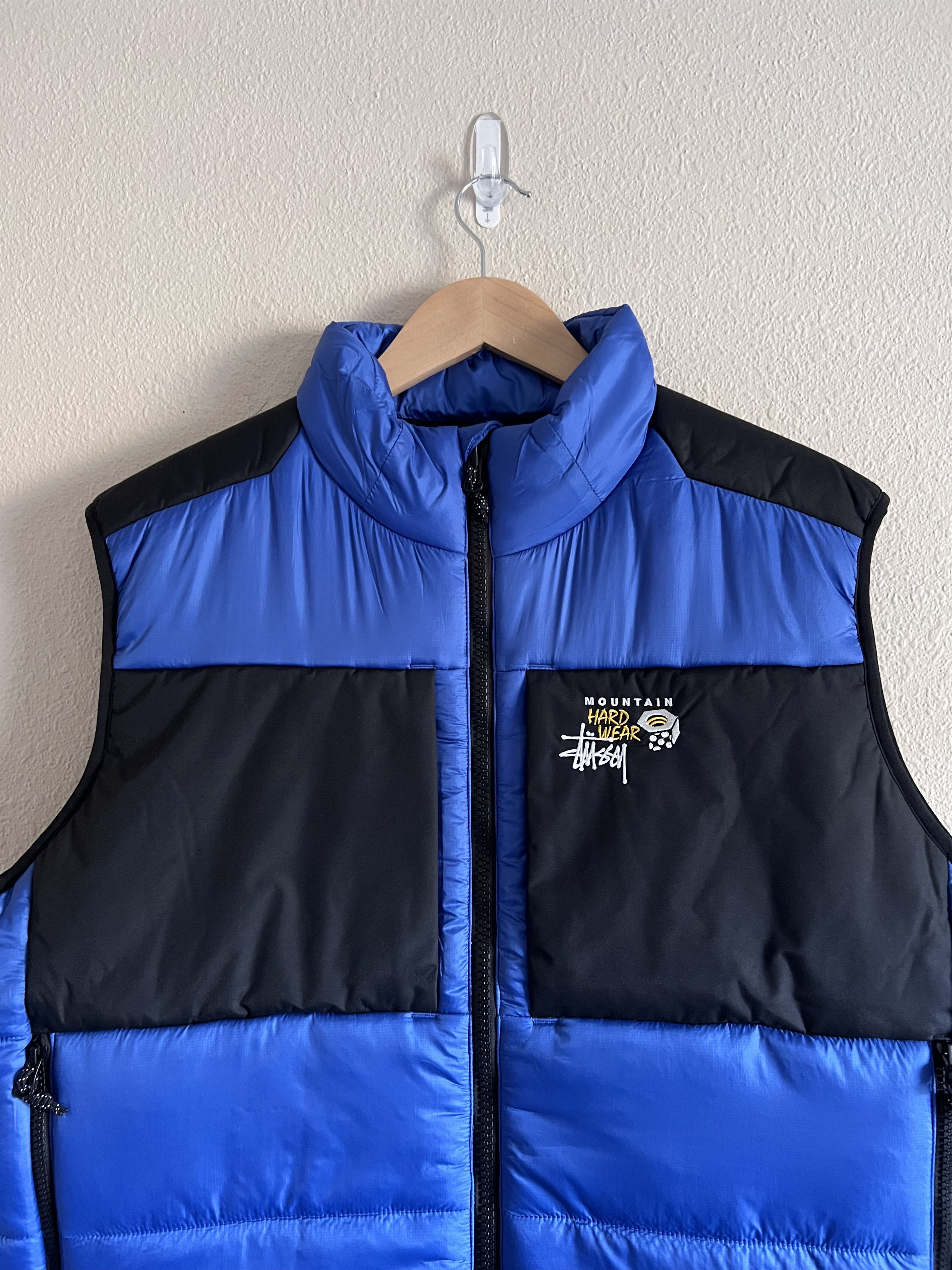 Mountain Hardwear × Stussy Stussy Mountain Hardwear Primaloft Puffer Vest Radiant Blue Size US XL / EU 56 / 4 - 6 Thumbnail