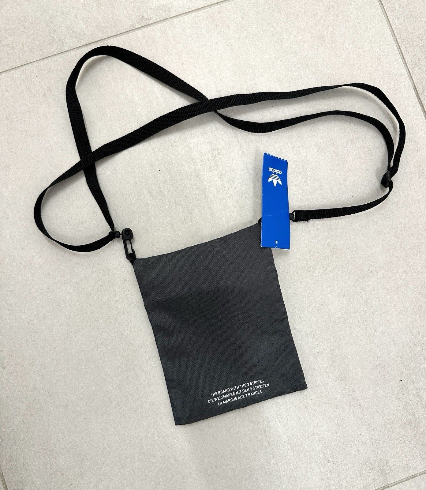 Adidas adidas SIMPLE POUCH M FM1311 Bag Size 26 - 7 Thumbnail