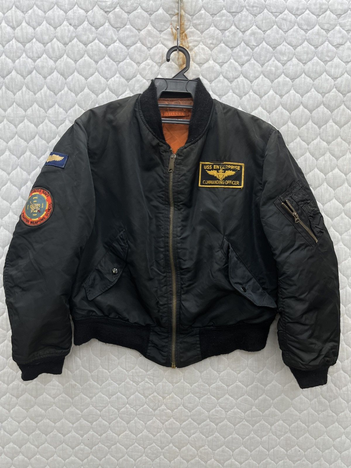 Vintage 🔥🔥🔥STEALS VTG USS ENTERPRISE COMANDING OFFICER MA1 JACKET Size US M / EU 48-50 / 2 - 1 Thumbnail