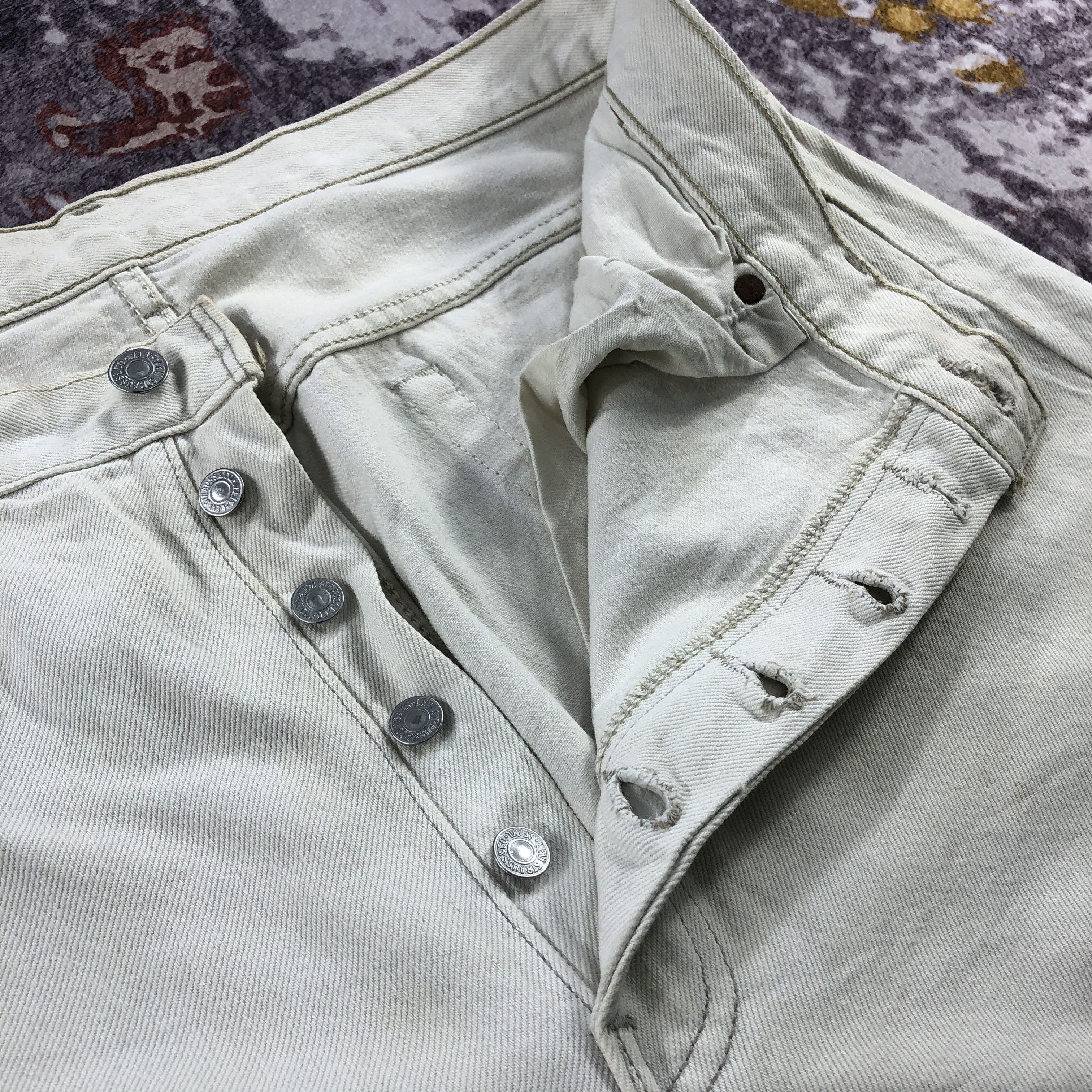 Levi's 90s Vintage Light Wash Levis 501 Jeans-JM2532 Size US 36 / EU 52 - 10 Thumbnail