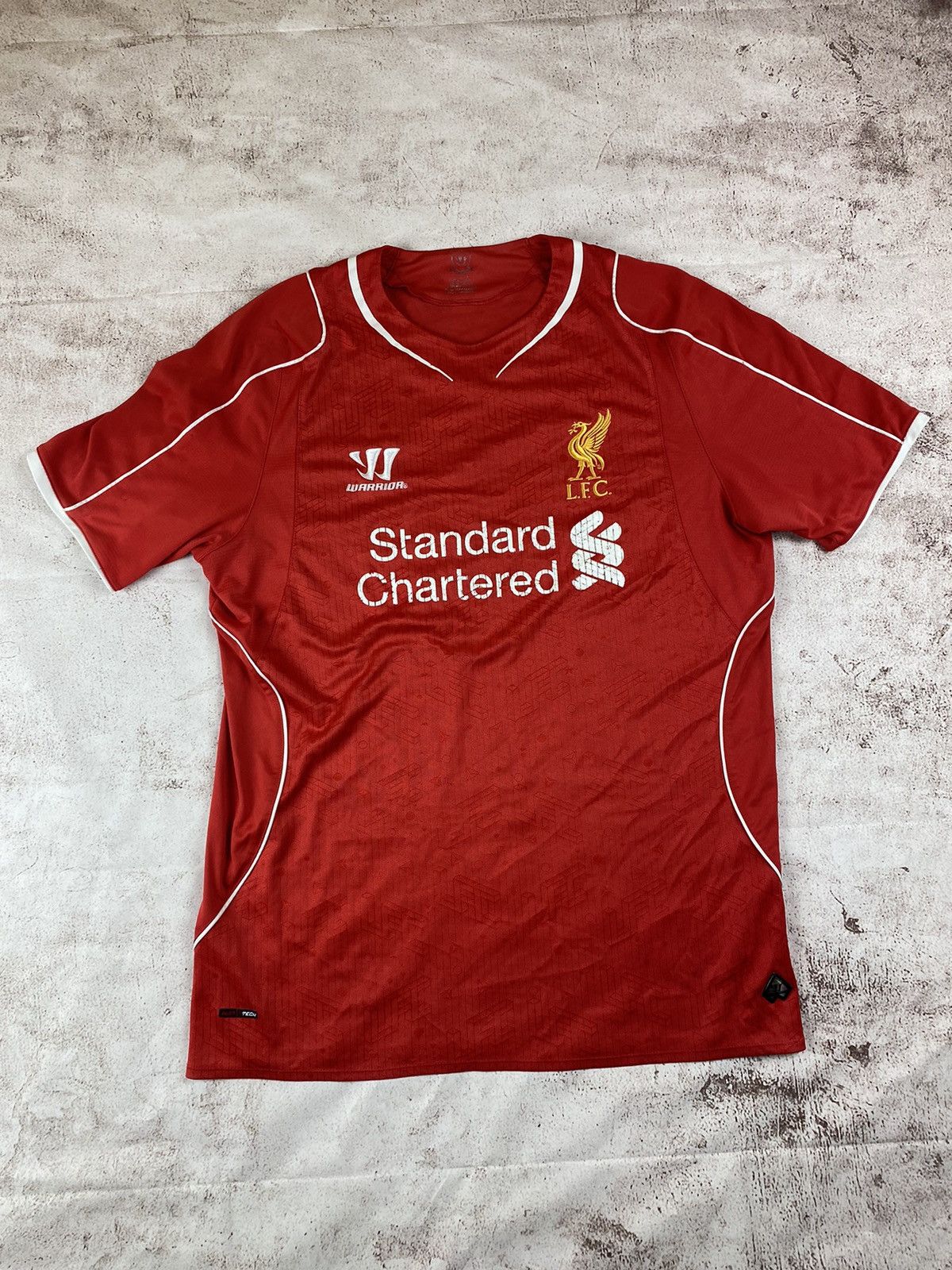 Beli jersey liverpool sales