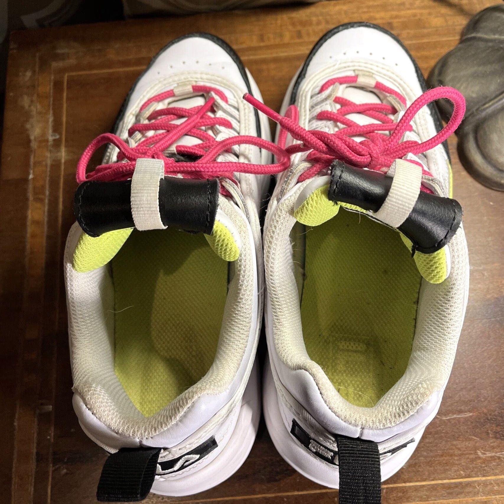 Fila VINTAGE FILA Sneakers Women Casual Low Top Sport Style Size 7 White Pink Neon Size US 7 / IT 37 - 5 Thumbnail