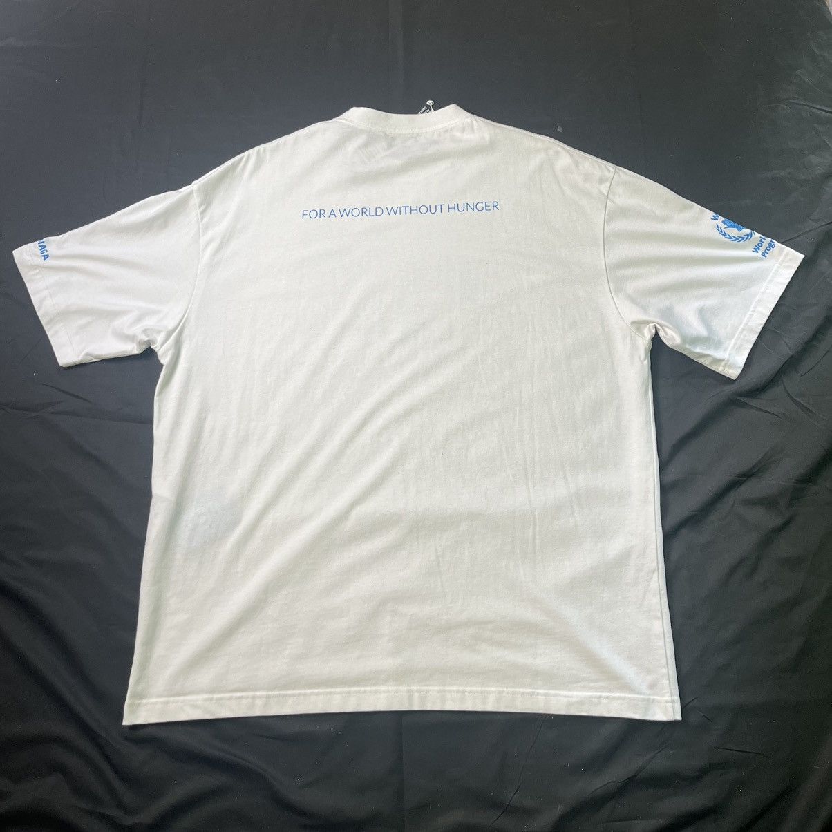 Balenciaga Balenciaga x World Food Programme White T-Shirt Size US XXL / EU 58 / 5 - 2 Thumbnail