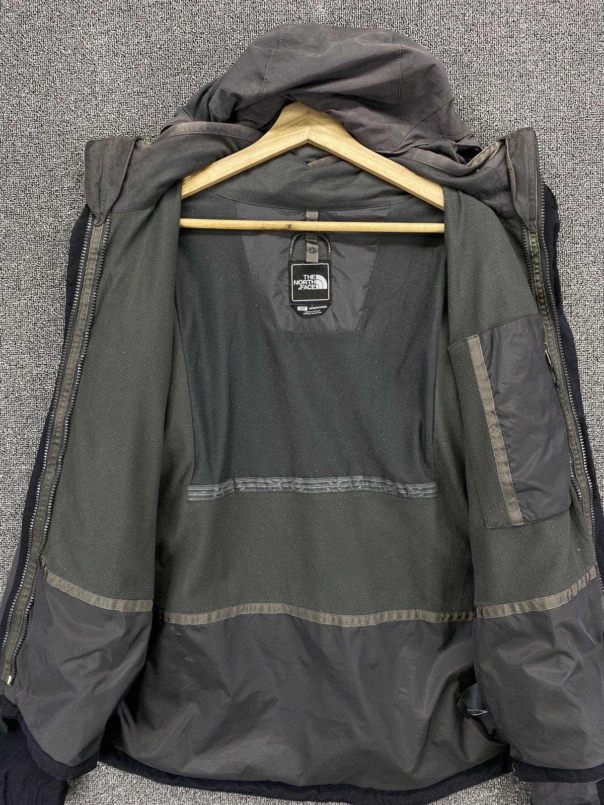 The North Face × Vintage Vintage The North Face HyVent Light Jacket Size US S / EU 44-46 / 1 - 8 Thumbnail