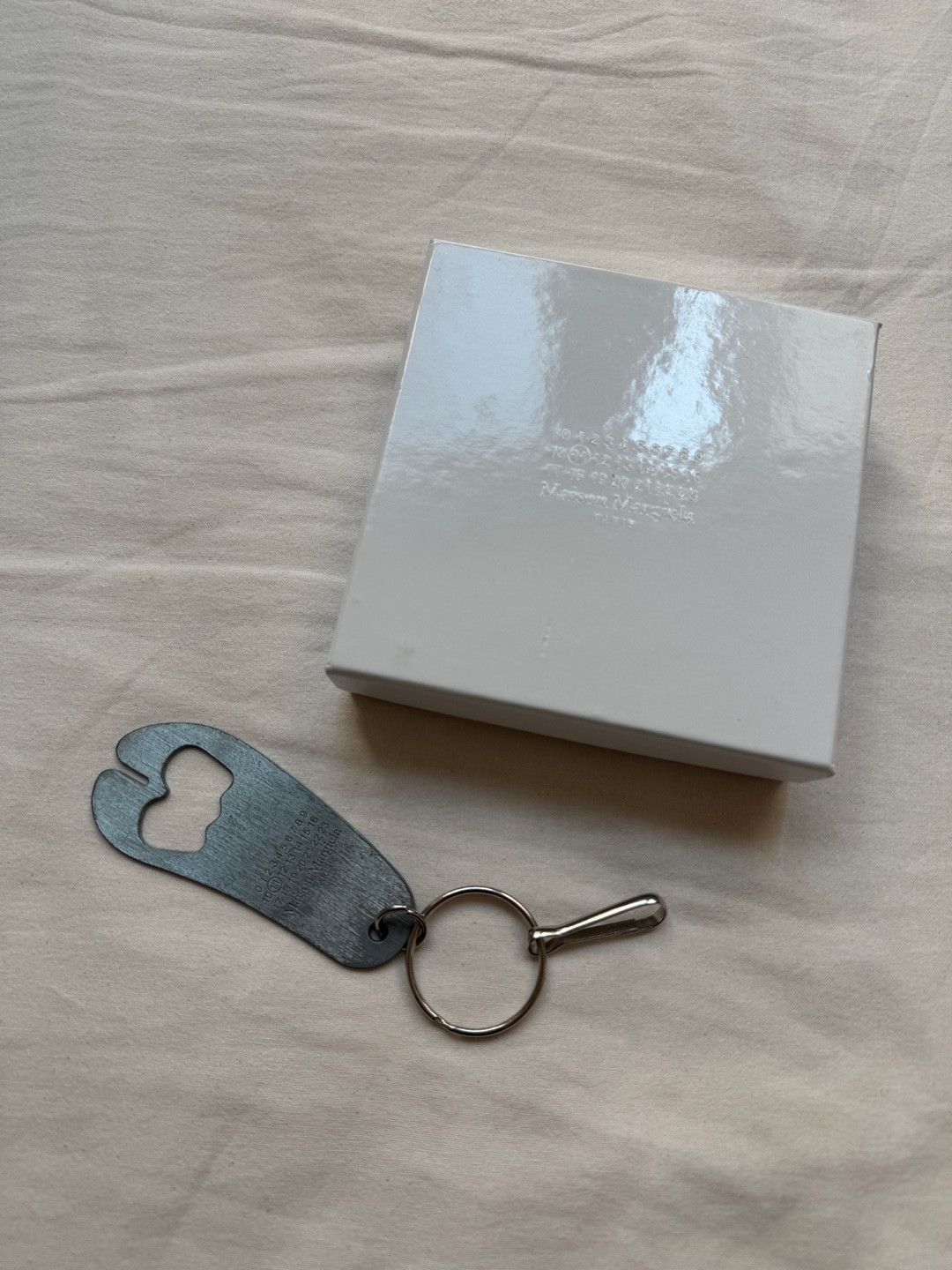 Maison Margiela Maison Margiela Tabi Bottle Opener Keyring Size ONE SIZE - 3 Thumbnail