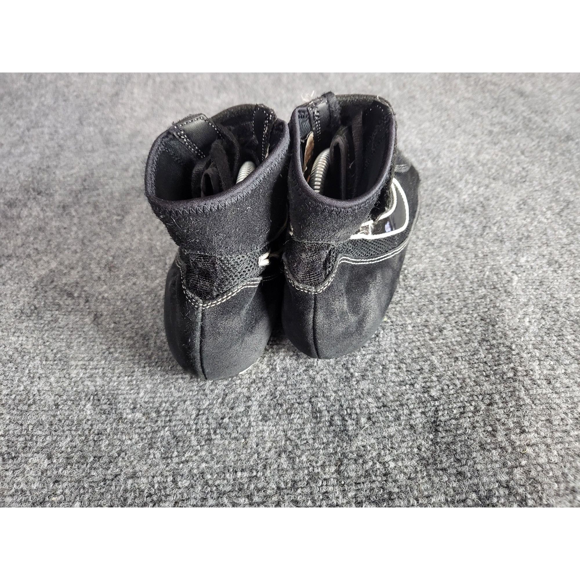 Nike Nike SpeedSweep 7 Wrestling Sneakers Men Sz 10.5 Black White Size US 10.5 / EU 43-44 - 5 Thumbnail