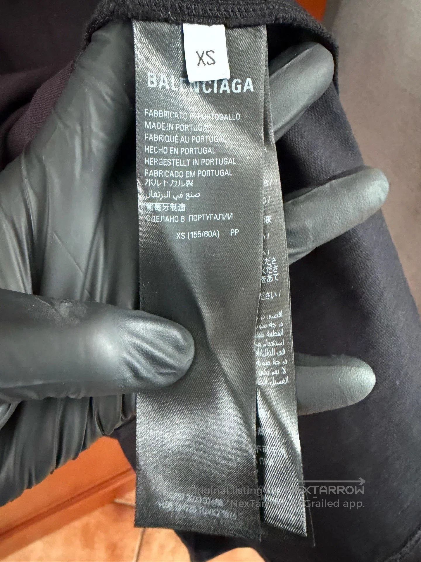 Balenciaga Balenciaga Black Heart WIFI Print T-Shirt. Size XS / US 0-2 / IT 36-38 - 3 Thumbnail