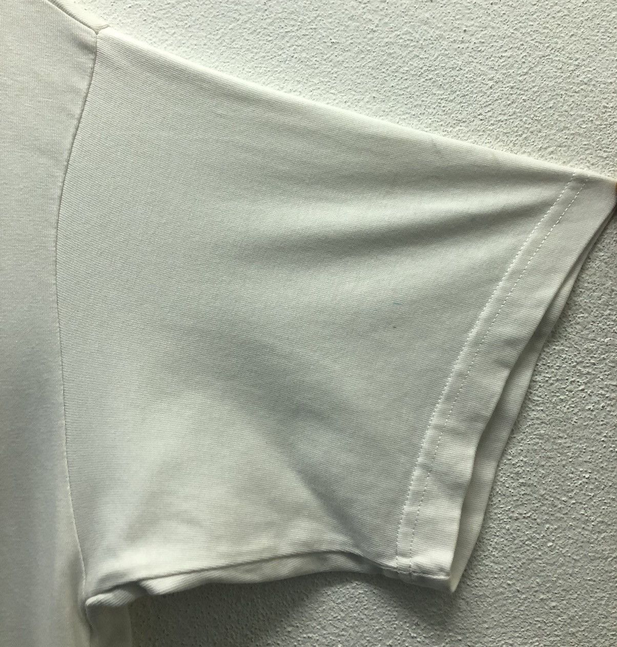 Japanese Brand NON PLASTIC tm 100% HUMAN T-Shirt Size US L / EU 52-54 / 3 - 7 Thumbnail