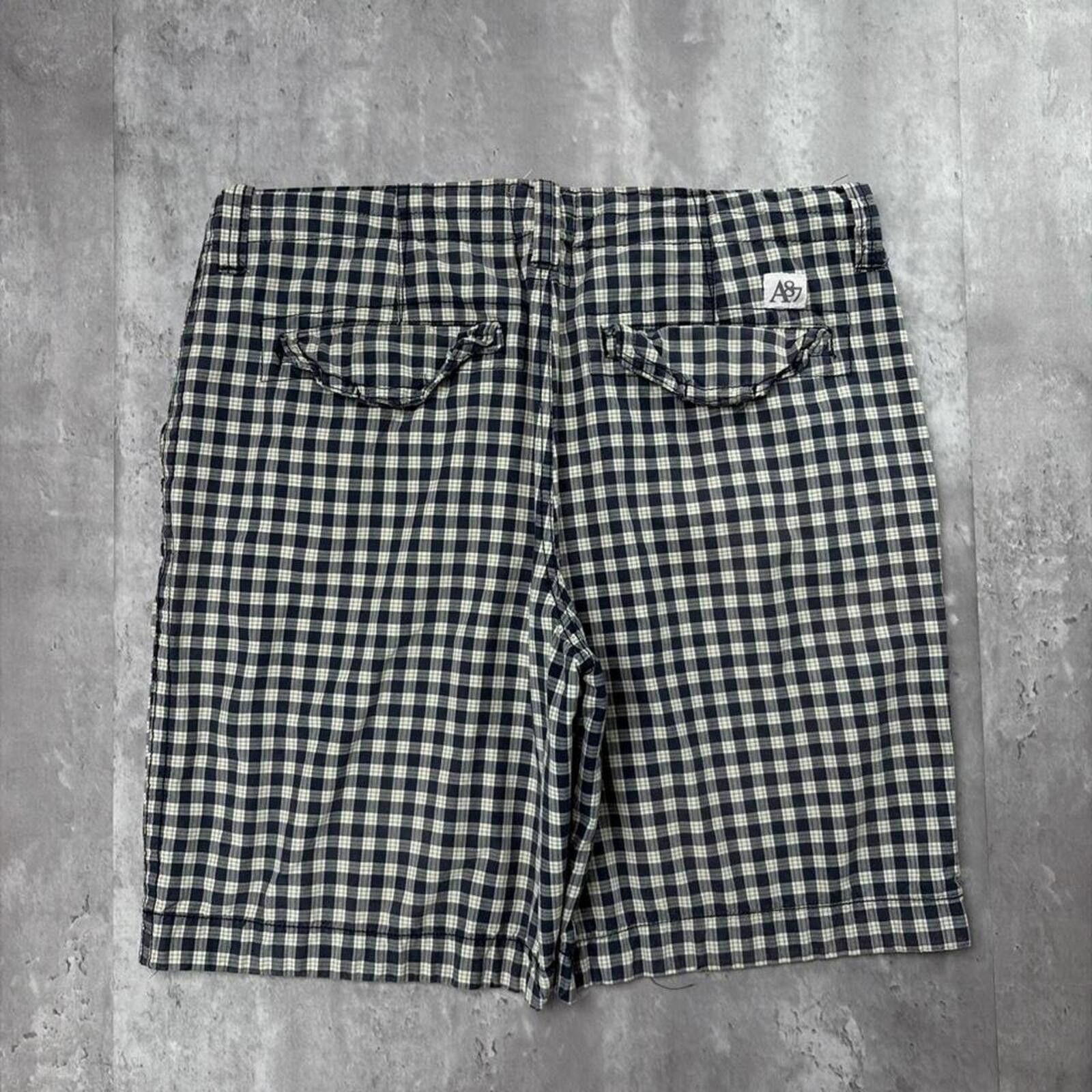 Aeropostale Y2K Black Aeropostale Grunge Gothic Plaid Surf Baggy Shorts Size US 36 / EU 52 - 2 Thumbnail