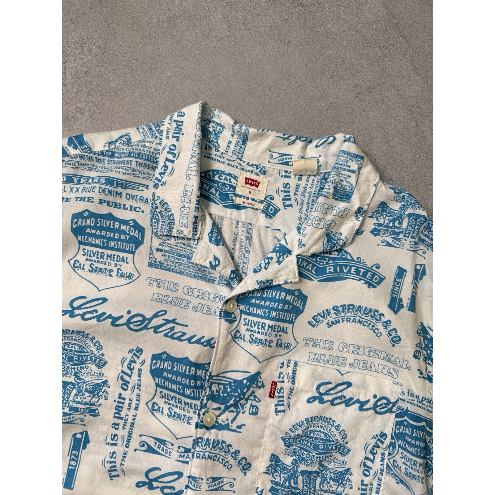 Levi's Levis Short Sleeve Men Button Up Short Size M Blue/White Size US M / EU 48-50 / 2 - 3 Thumbnail
