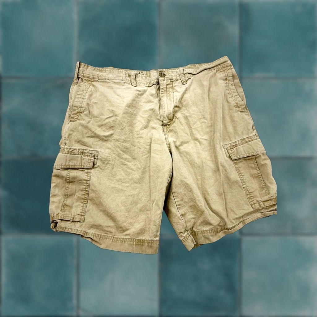 VINTAGE Eddie Bauer Cargo Shorts Men’s 42 Beige Safari Trail 10in Inseam Mens