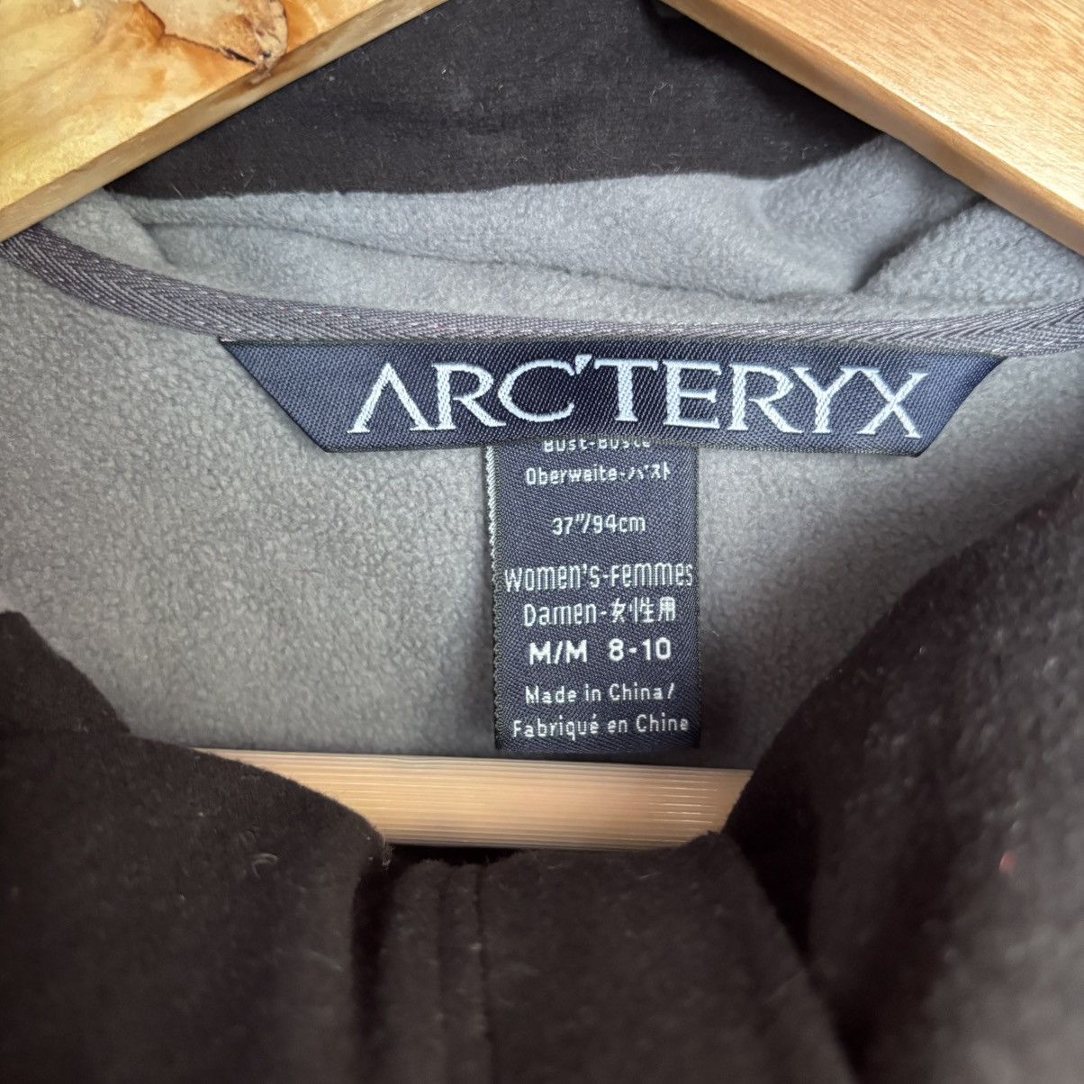 Arc'teryx Vintage Arcteryx Pink Jacket Size M / US 6-8 / IT 42-44 - 4 Thumbnail