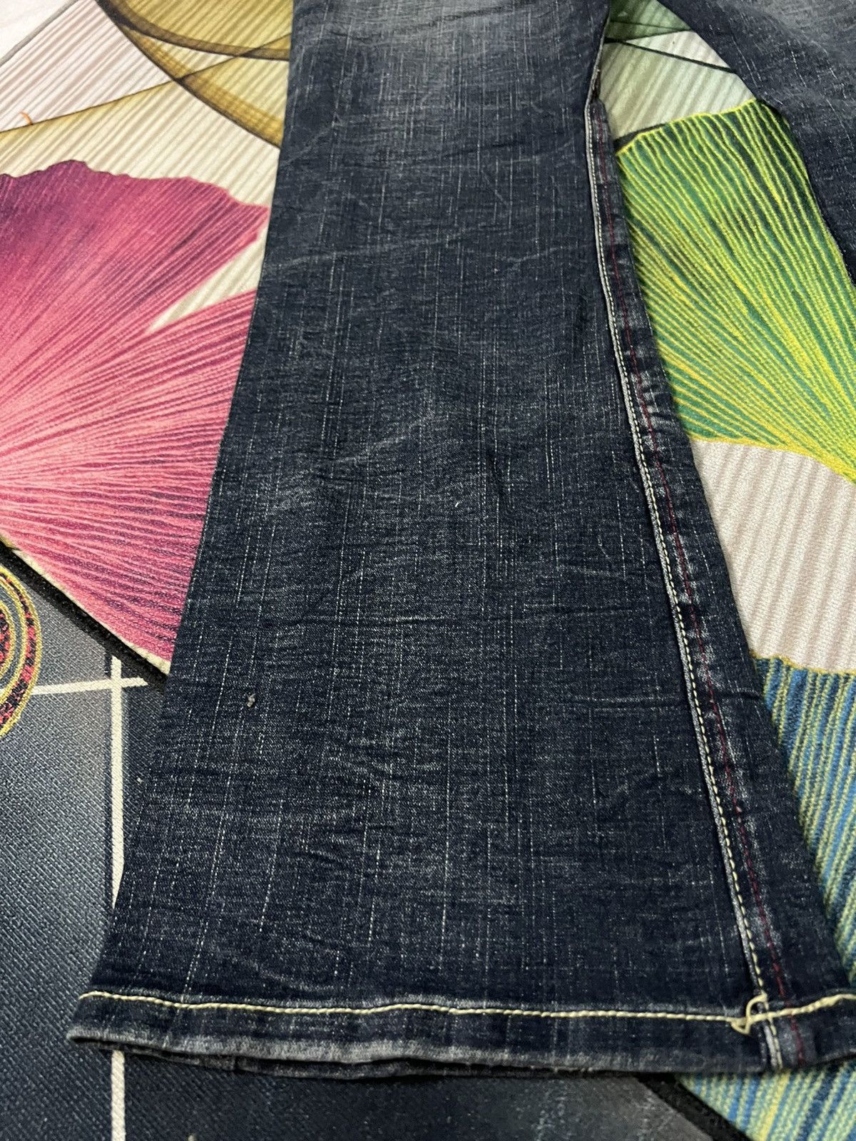 Japanese Brand 💥BCBG SKULL BACKLE BACK FLARE JEAN🔥 Size US 35 - 14 Thumbnail