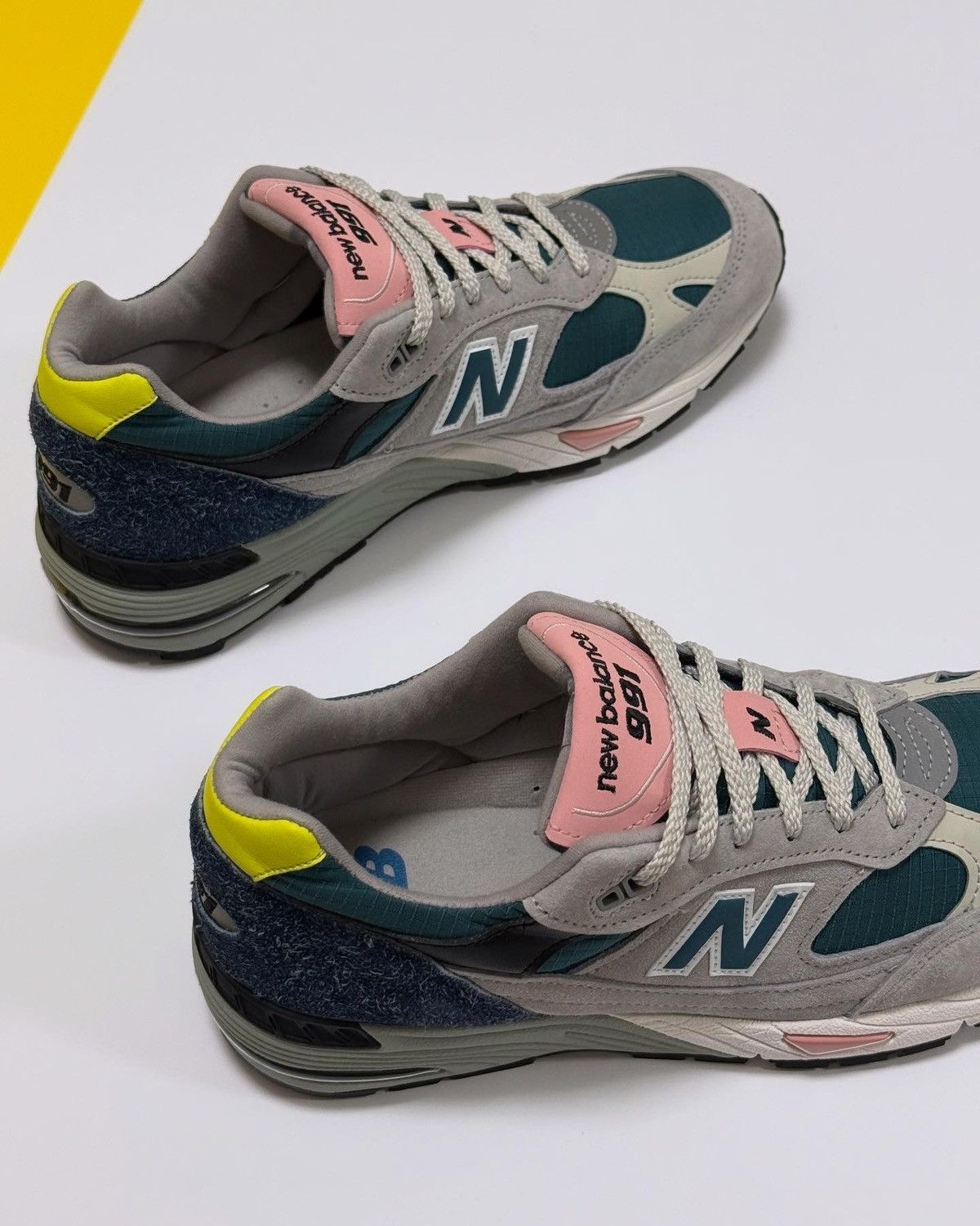 New Balance NEW BALANCE 991 MADE IN ENGLAND 'PACIFIC MAJOLICA BLUE’ Size US 8.5 / EU 41-42 - 7 Thumbnail